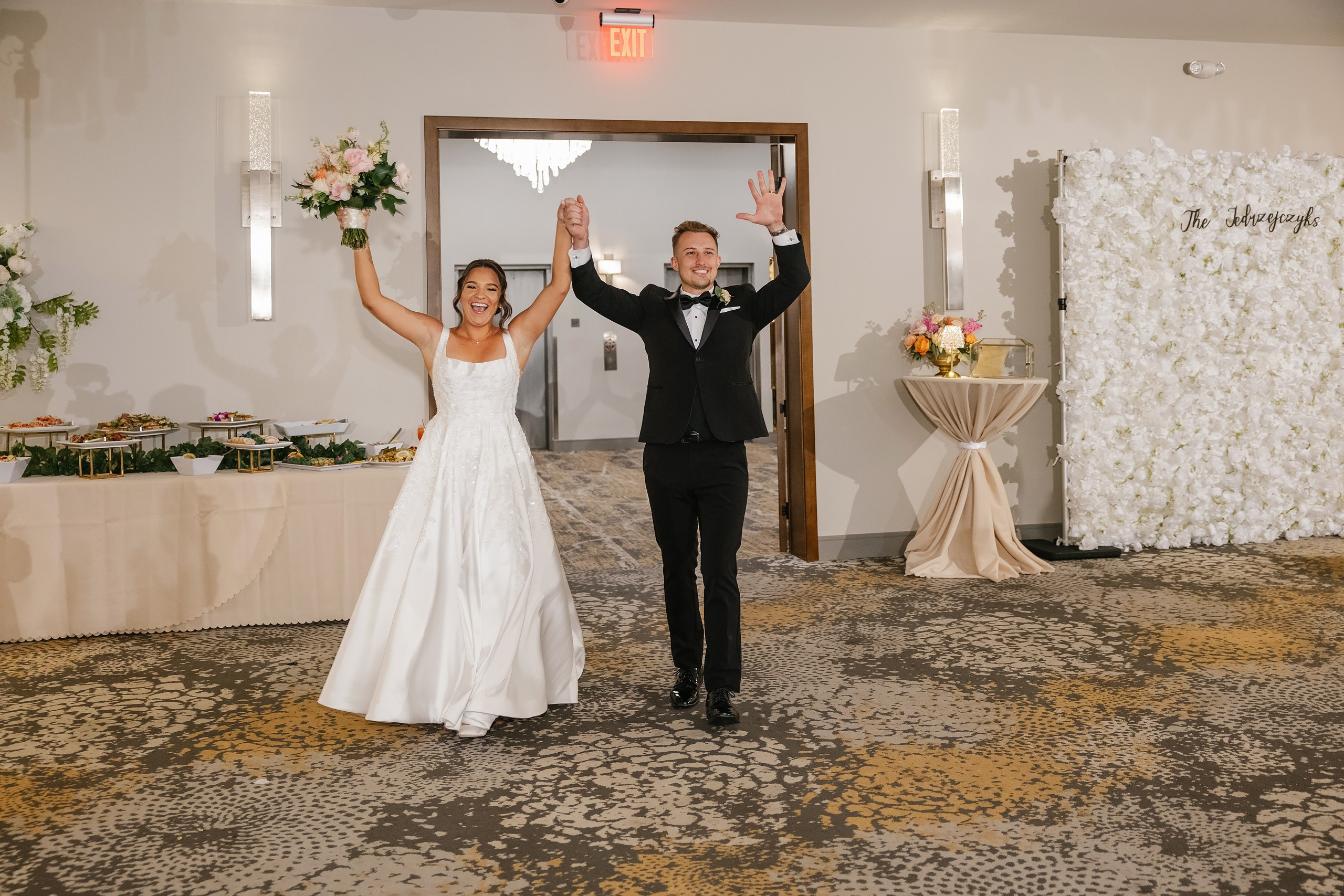 09.06.2025 Wedding. Wedding family event photographer in Chicago Nick Yushevich