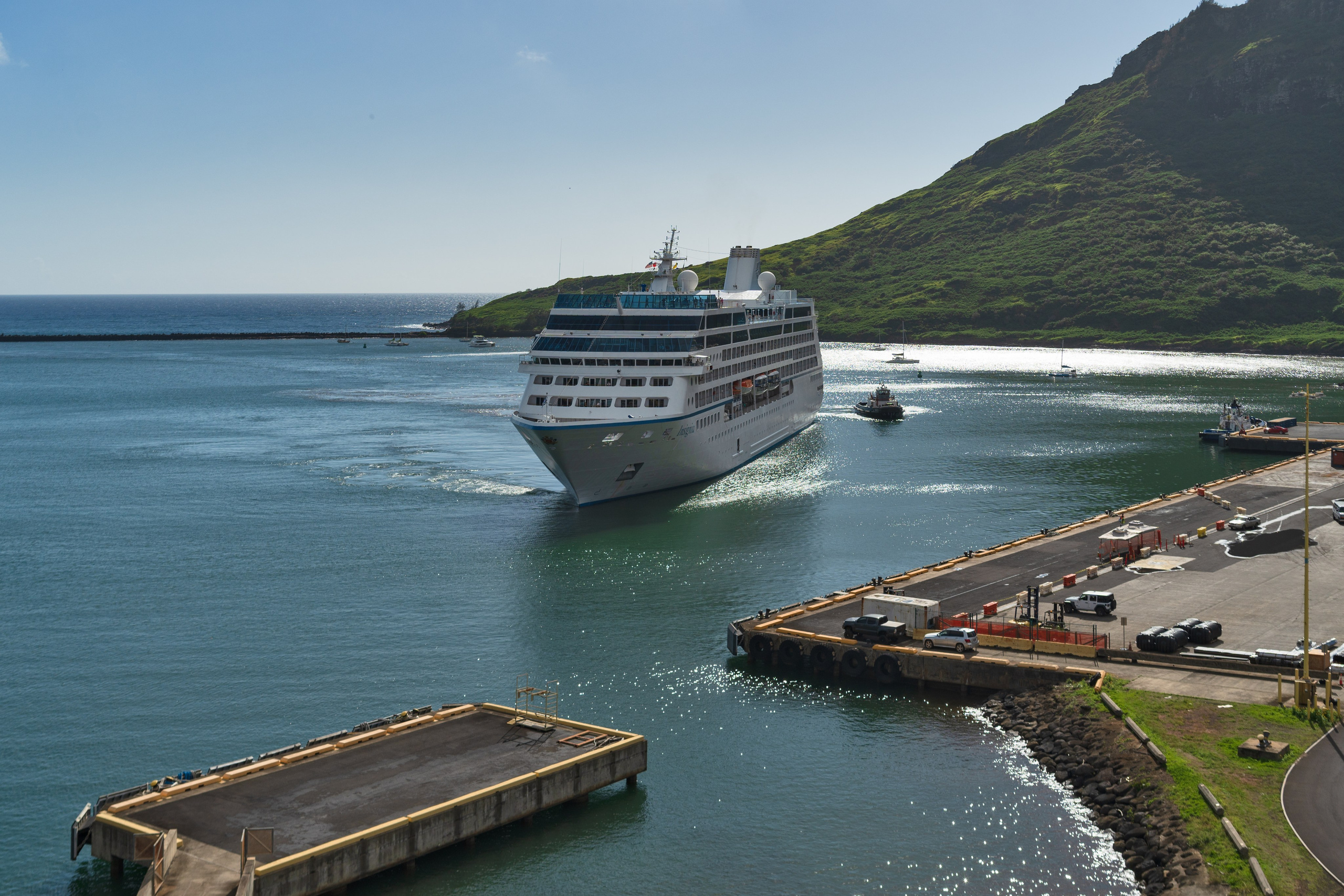 SHIPS. Awards winning photographer in Kauai, Hawaii