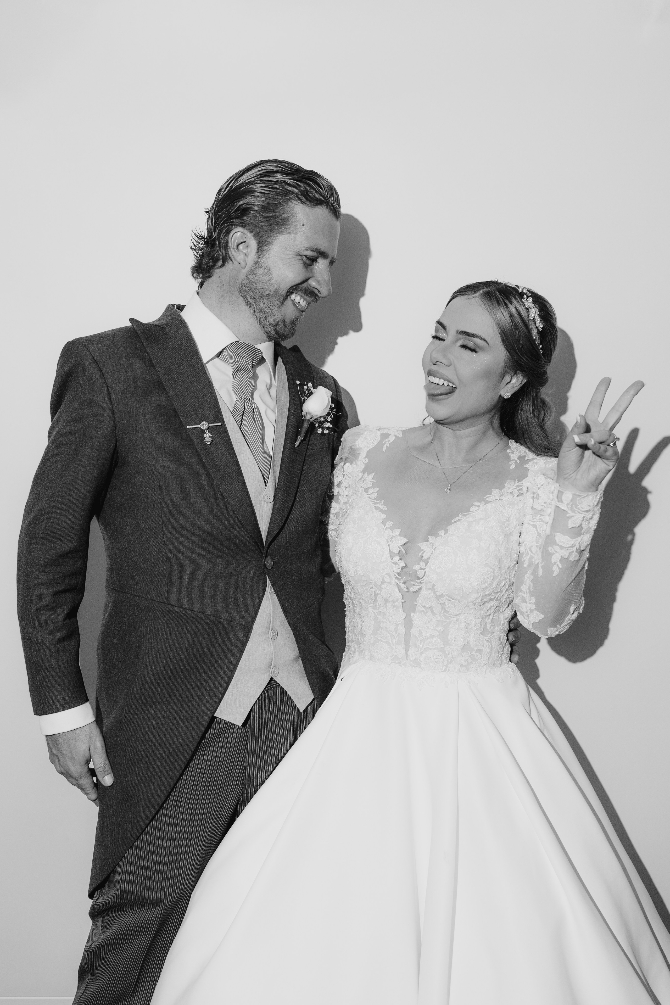 Fotos divertidas para tu Boda. Wedding Photographer and Filmmaker in Guadalajara Mexico Abraham Linares