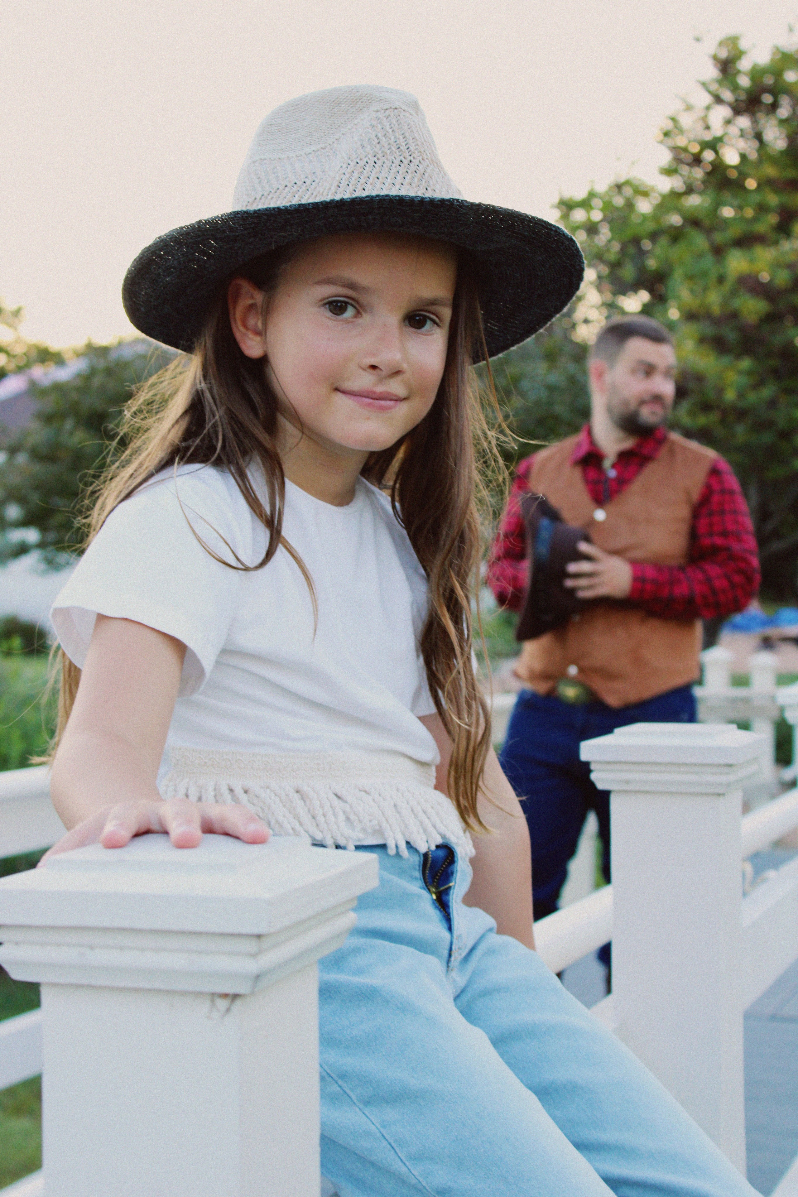 Texas Countryside Family Photoshoot in Cowboy Style. Lana Petrychenko — Portrait & Family Photographer. Valencia, Spain