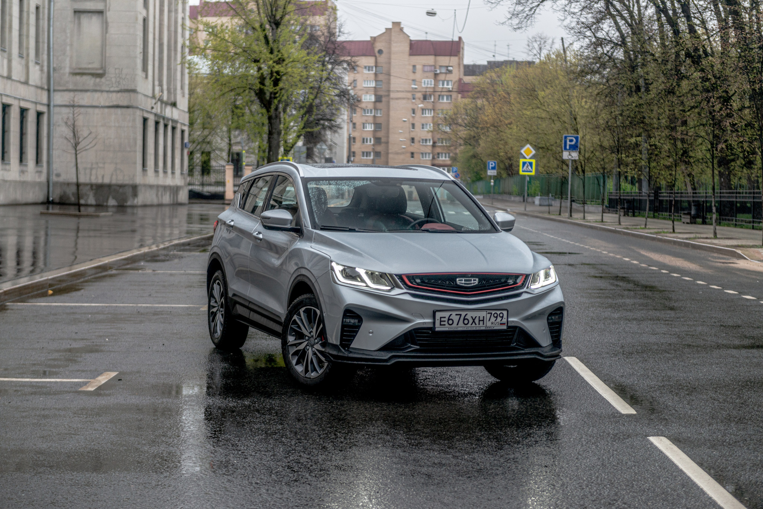 Фотосъемка автомобиля Geely Coolray. ФОТОГРАФ МЕКСИКА КИНТАНА-РОО