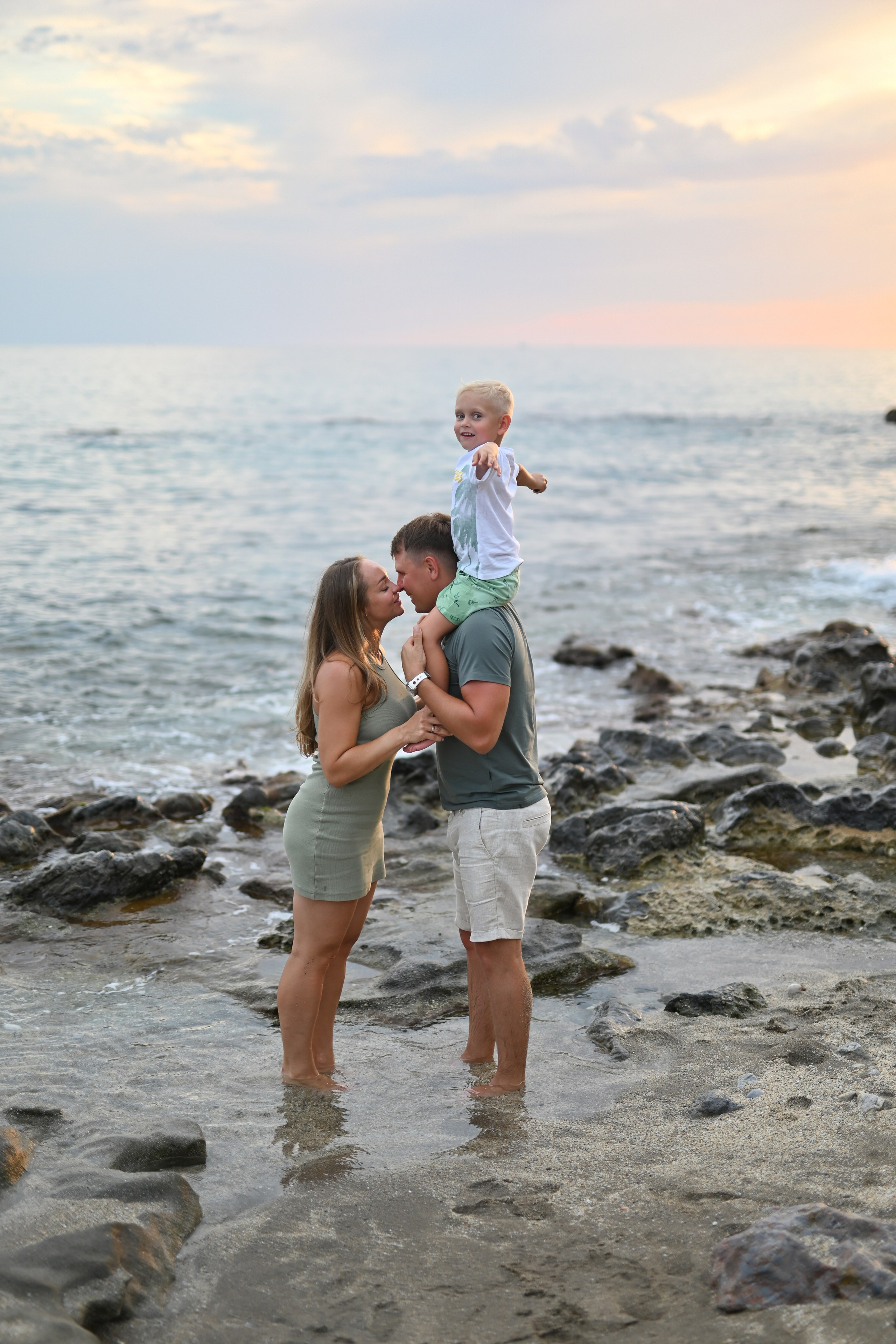 Семейная съемка на пляже Клеопатра. Photographer in Alanya, Side, Manavgat. Türkiye