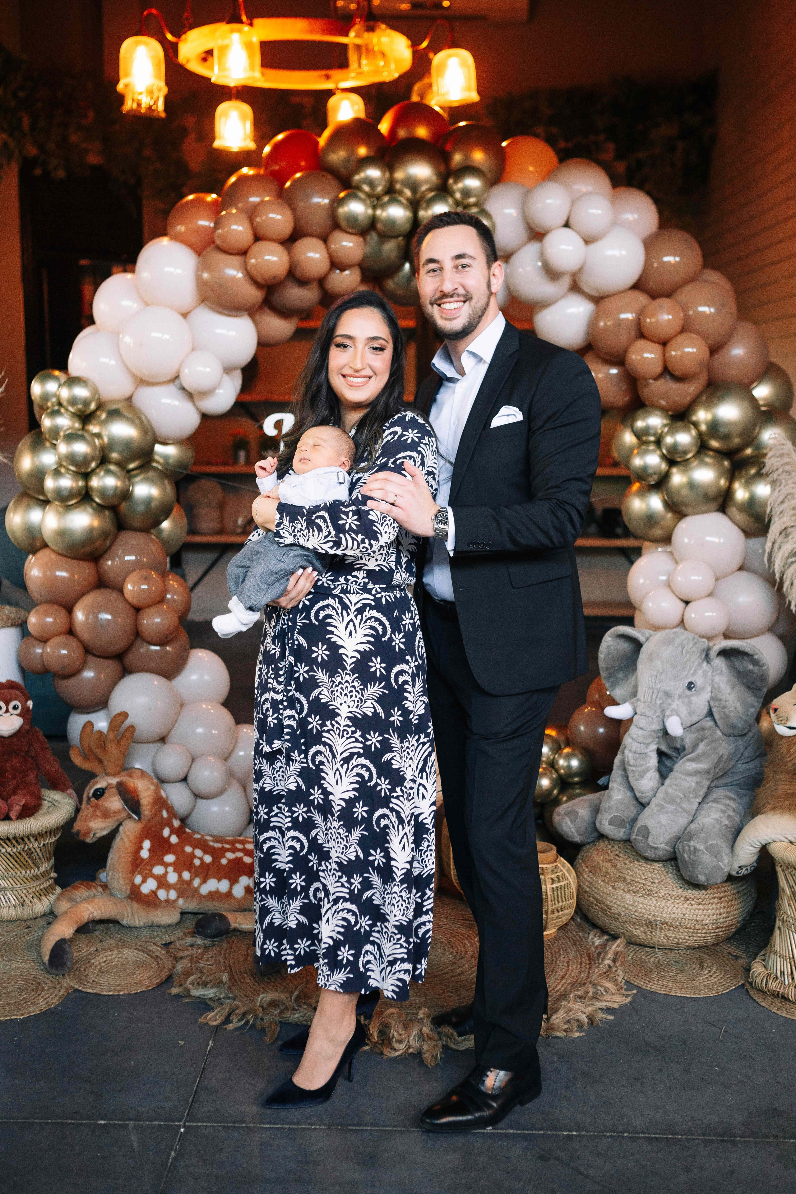 BRIT MILA (BIG EVENT). PHOTOGRAPHER IN ISRAEL