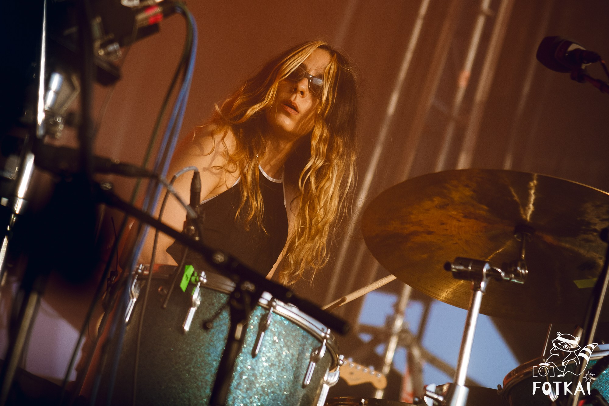 Low Festival 2026 — Full Concert Photo Report from the Opening Night in Torrevieja | FOTKAI