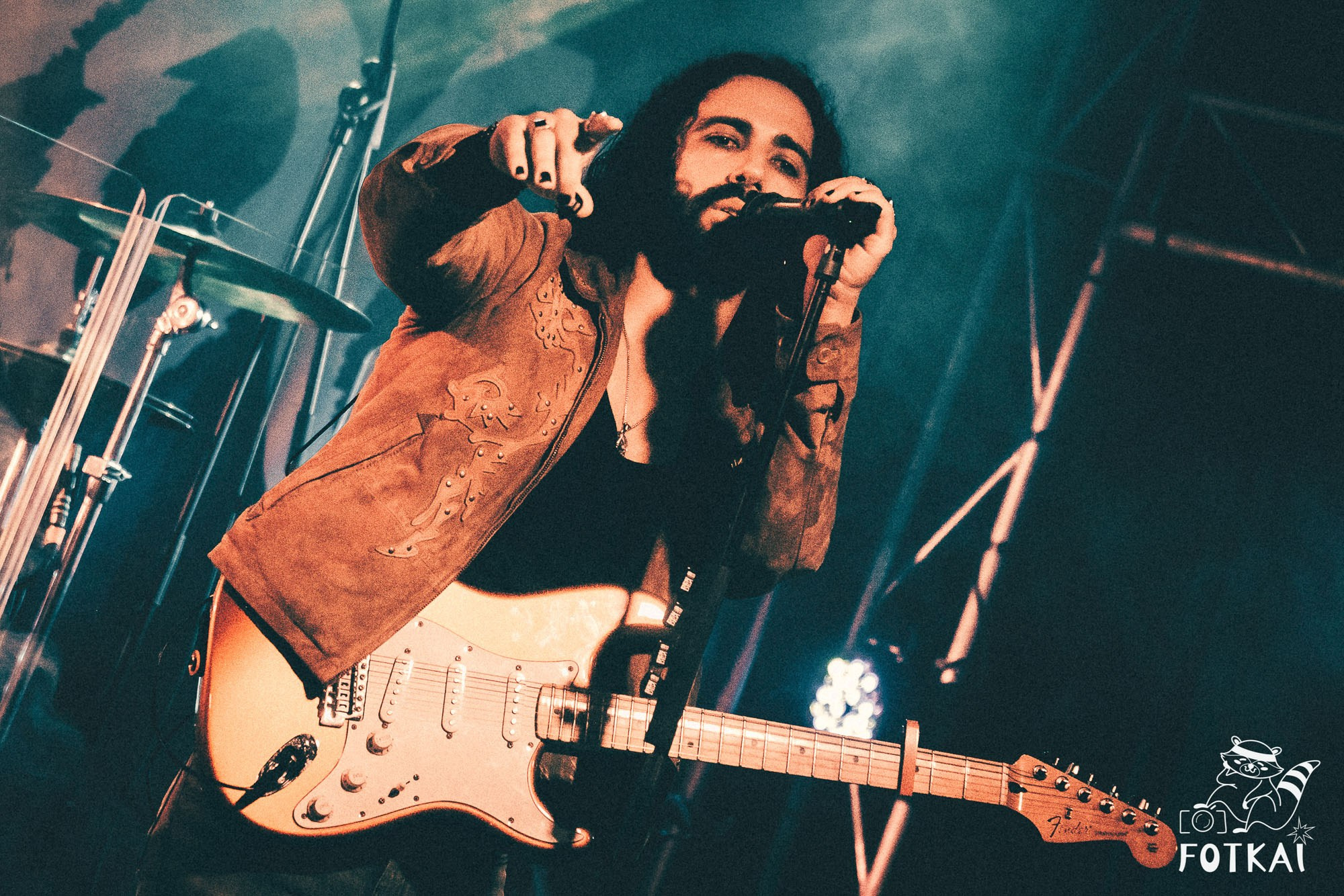 DENISDENIS — reportaje fotográfico del concierto en la Sala Marearock (Alicante) | FOTKAI