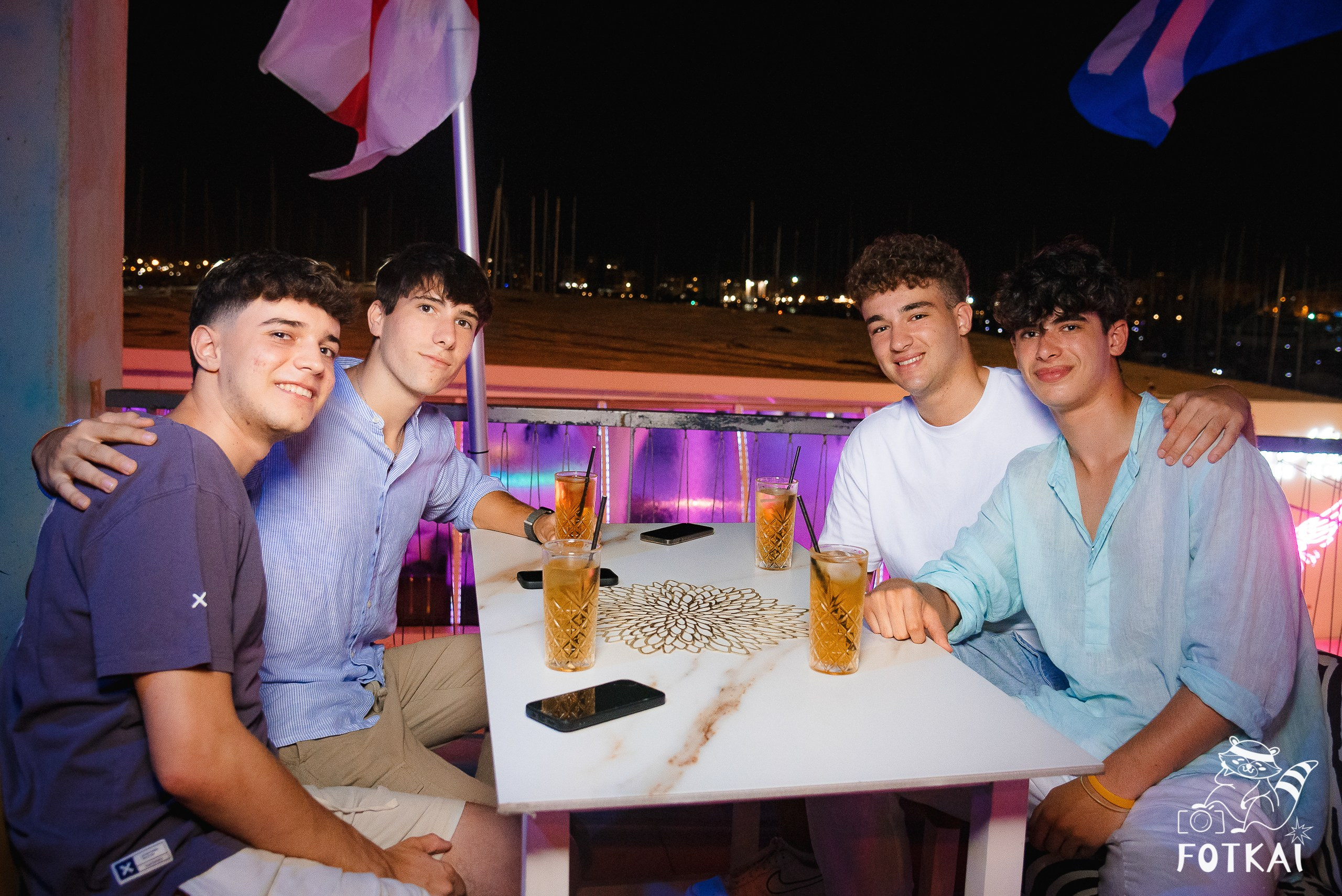 The Sunset Lounge Bar: Reportaje fotográfico 31.07.25 | FOTKAI