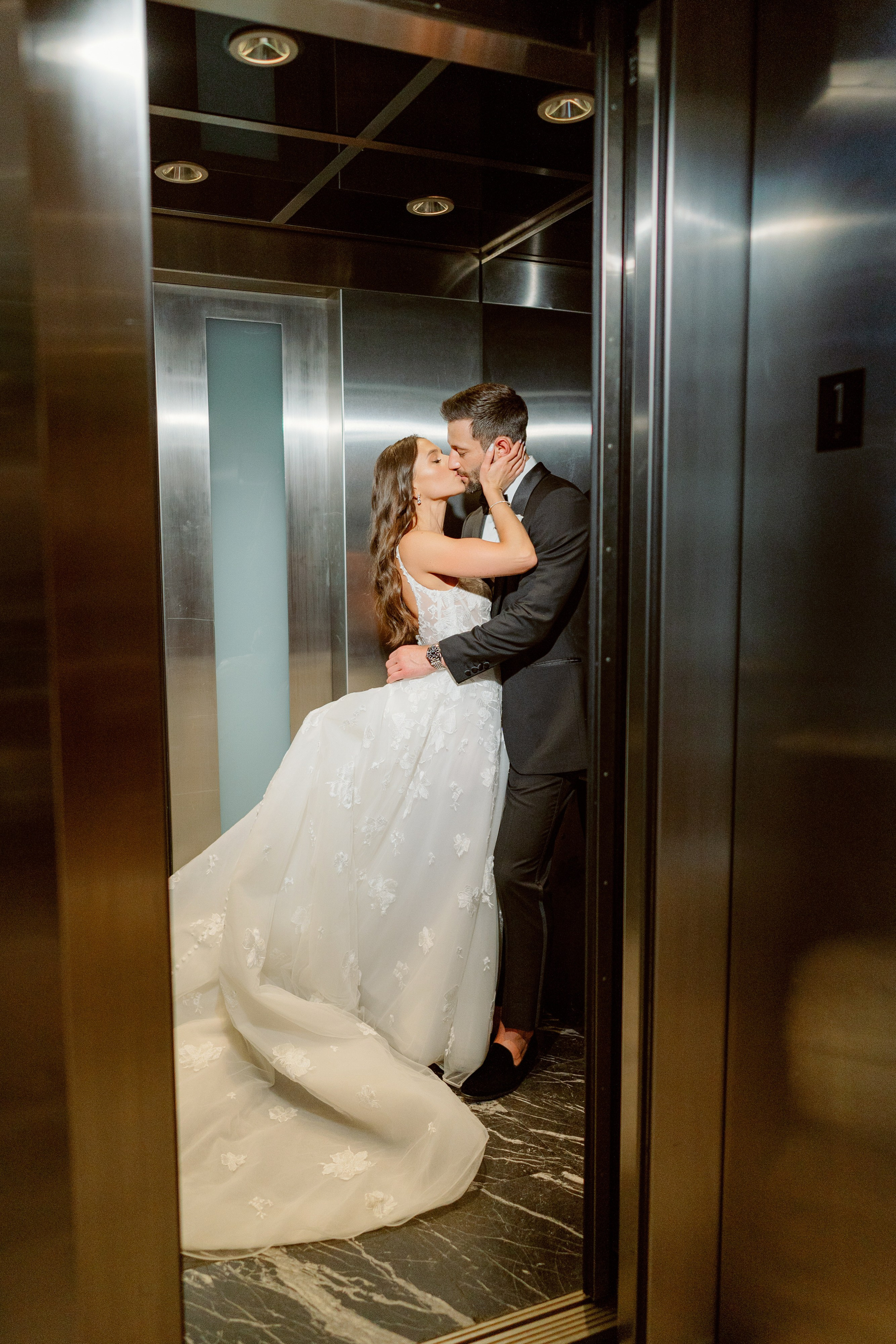 Kelsey and Scott’s Grand Jewish Wedding at Guastavino’s. Wedding photographer and videographer New York | New Jersey
