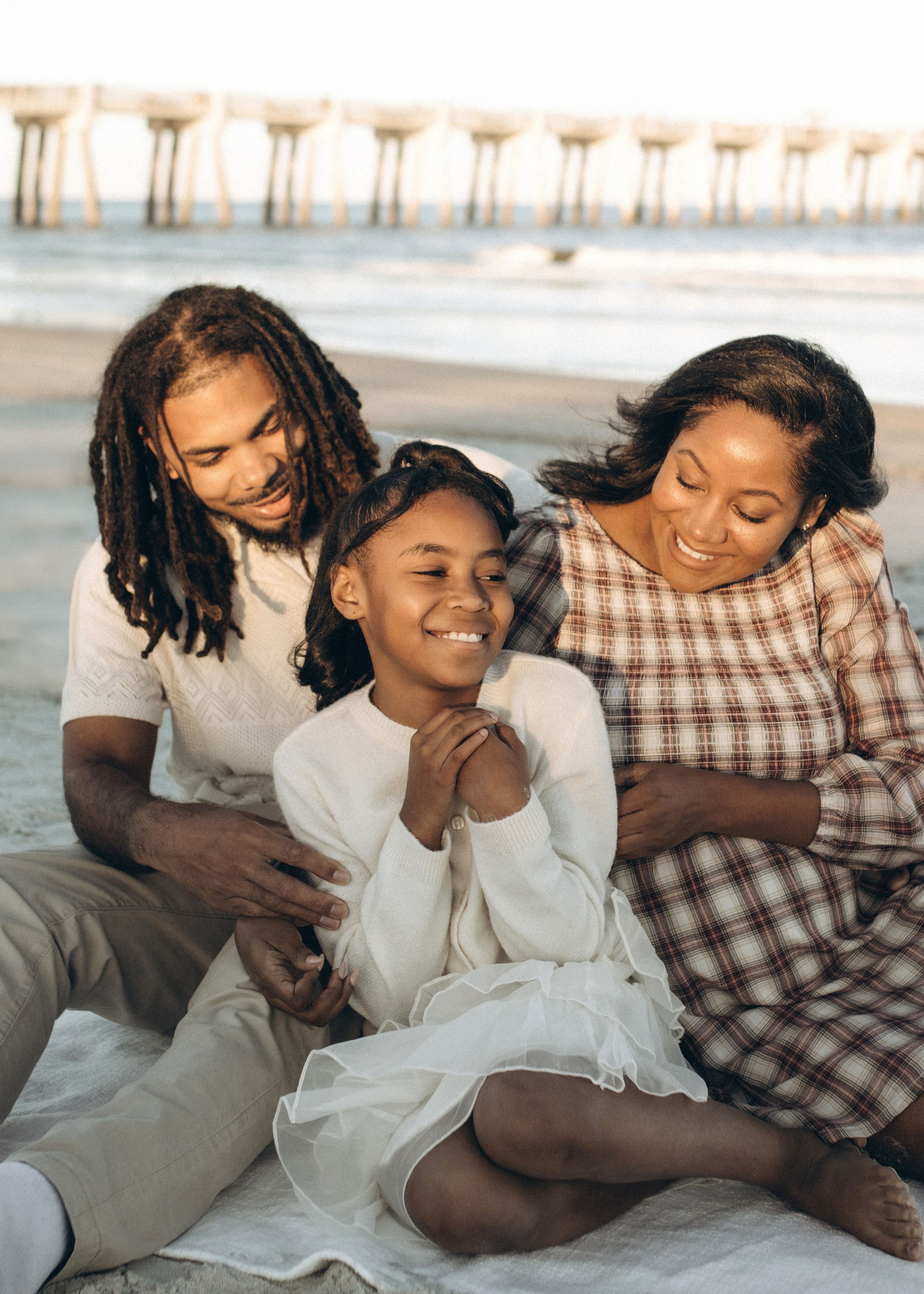 Christy’s Maternity at Jacksonville Beach. Portrait and couples photographer in Florida, Valeriia Honcharova