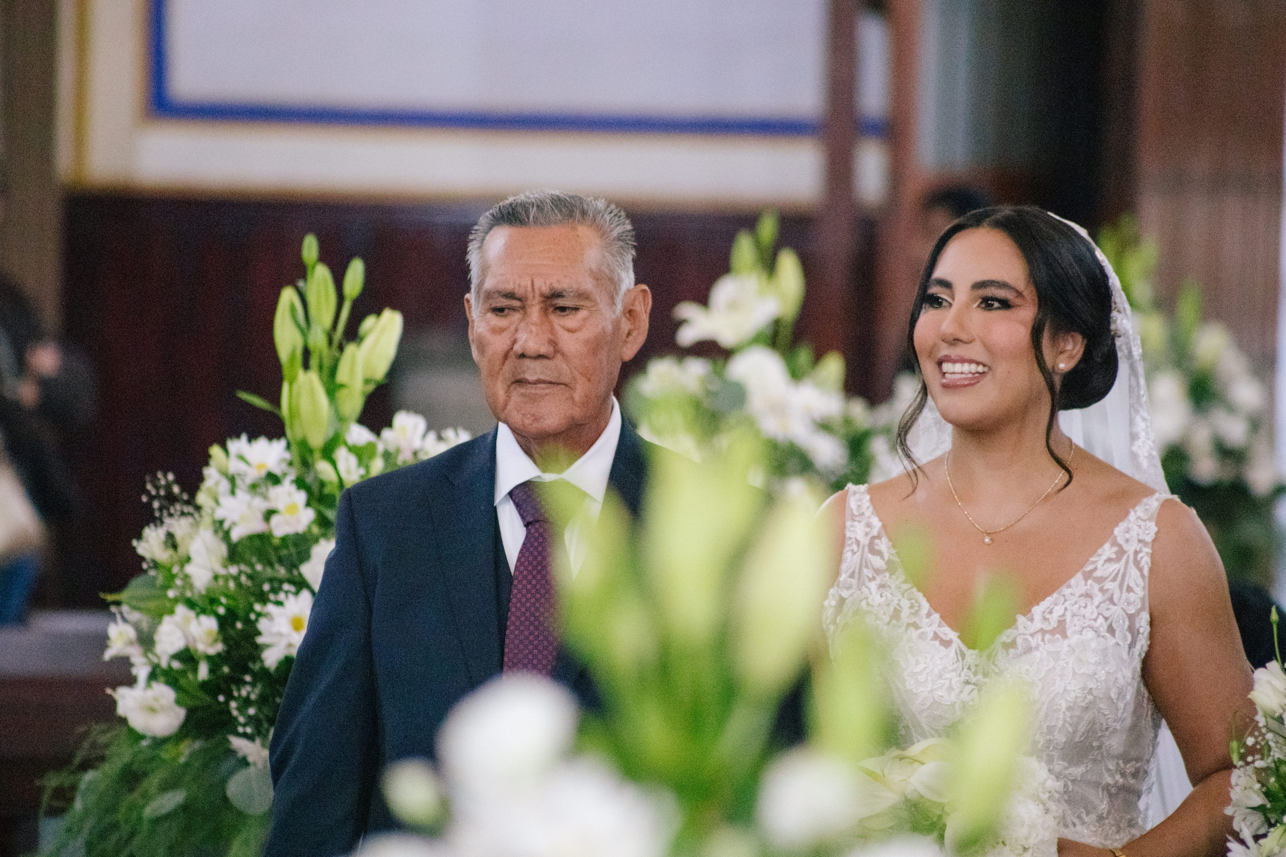 Alejandra y Salvador. Principal