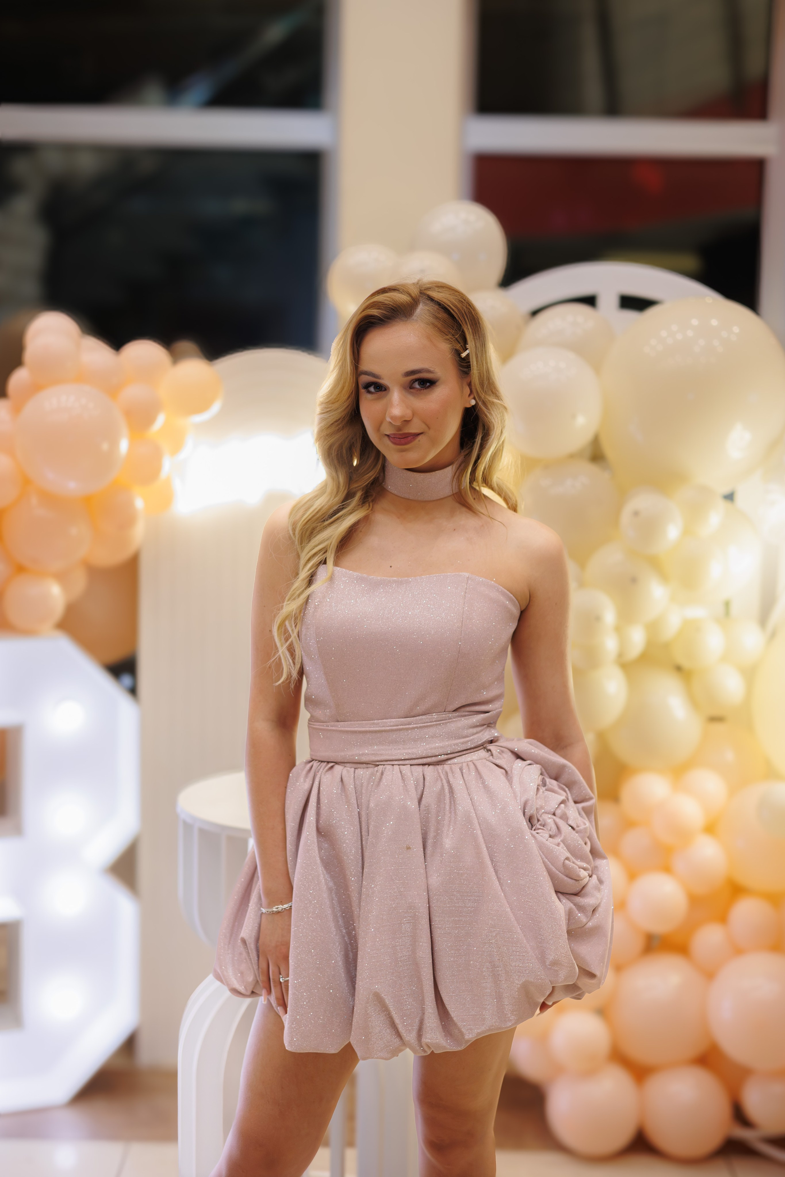 Kristina Pajic Profesionalni fotograf dogadjaja i studijske fotografije