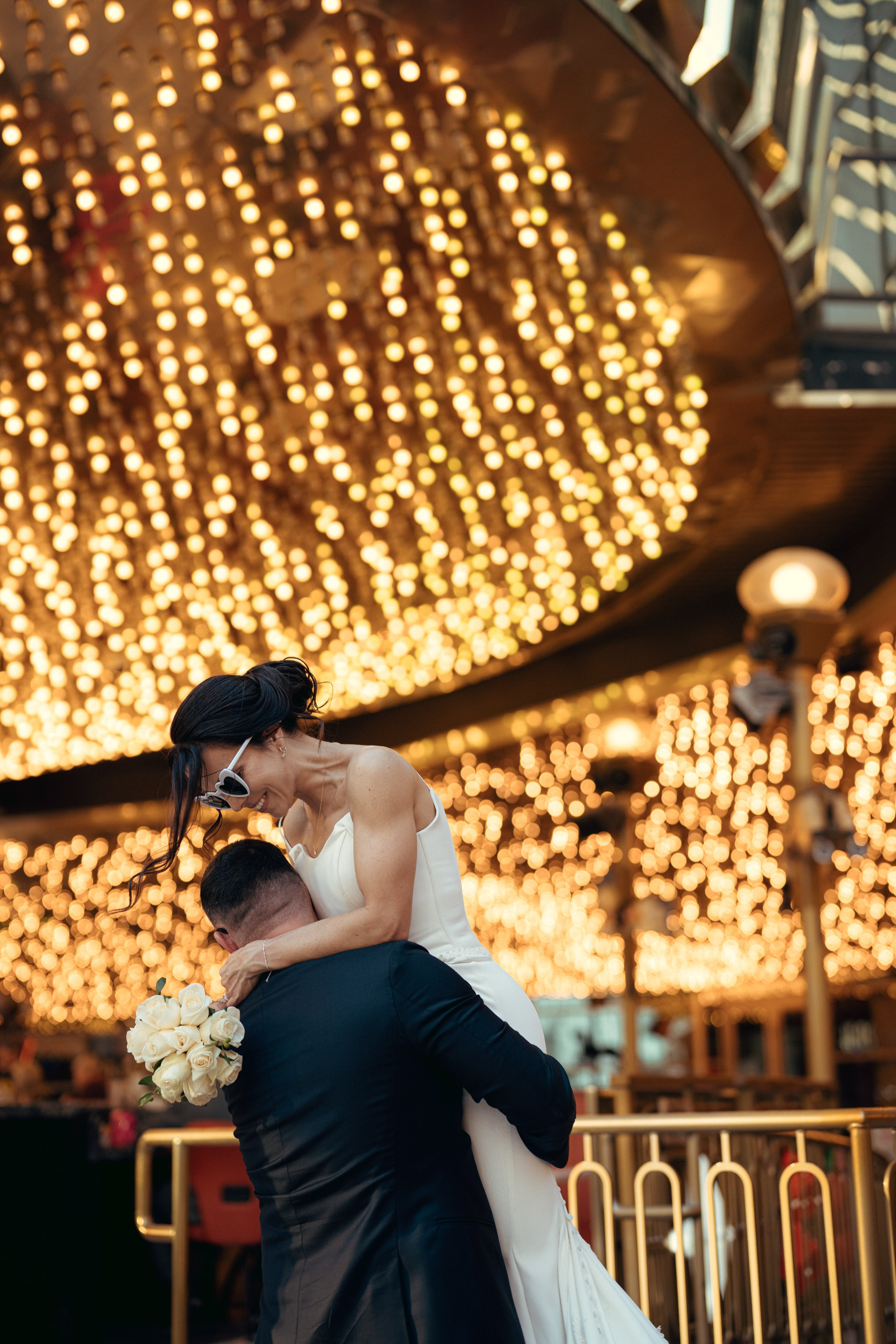 Lara&Dan. Wedding & elopement photographer Viktoriya Kravtsov. Las Vegas