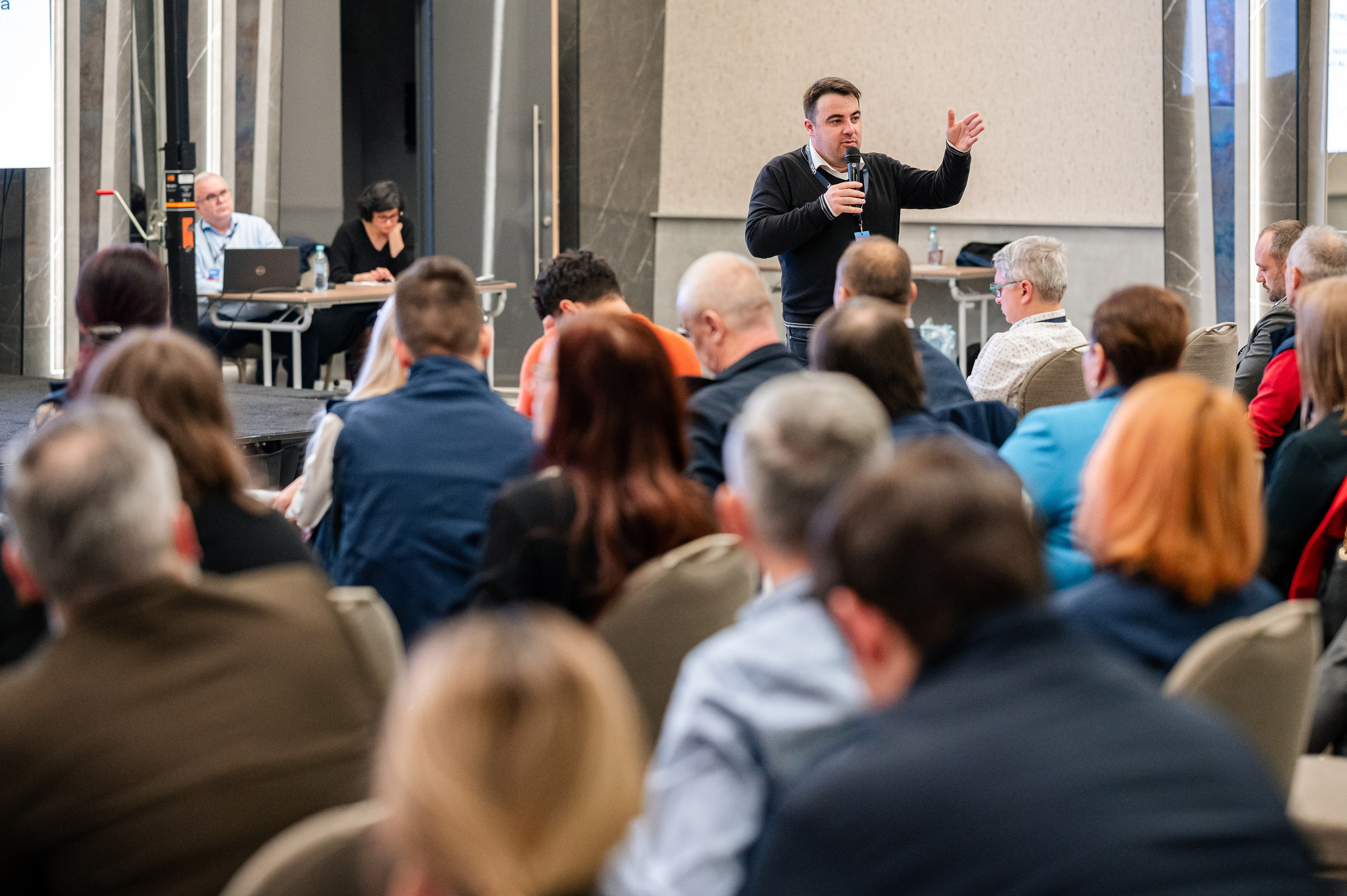 Business & Comercial. Mugurel Olteanu Fotograf