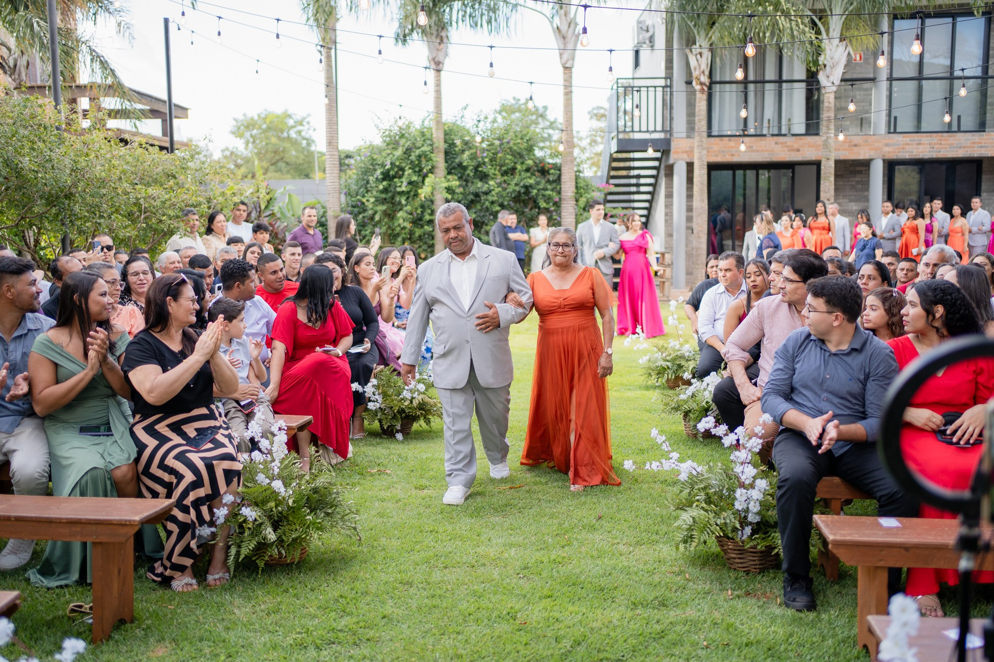 Larissa & Vinicius — Espaço Faveral / Aararaquara. Robson Colaço