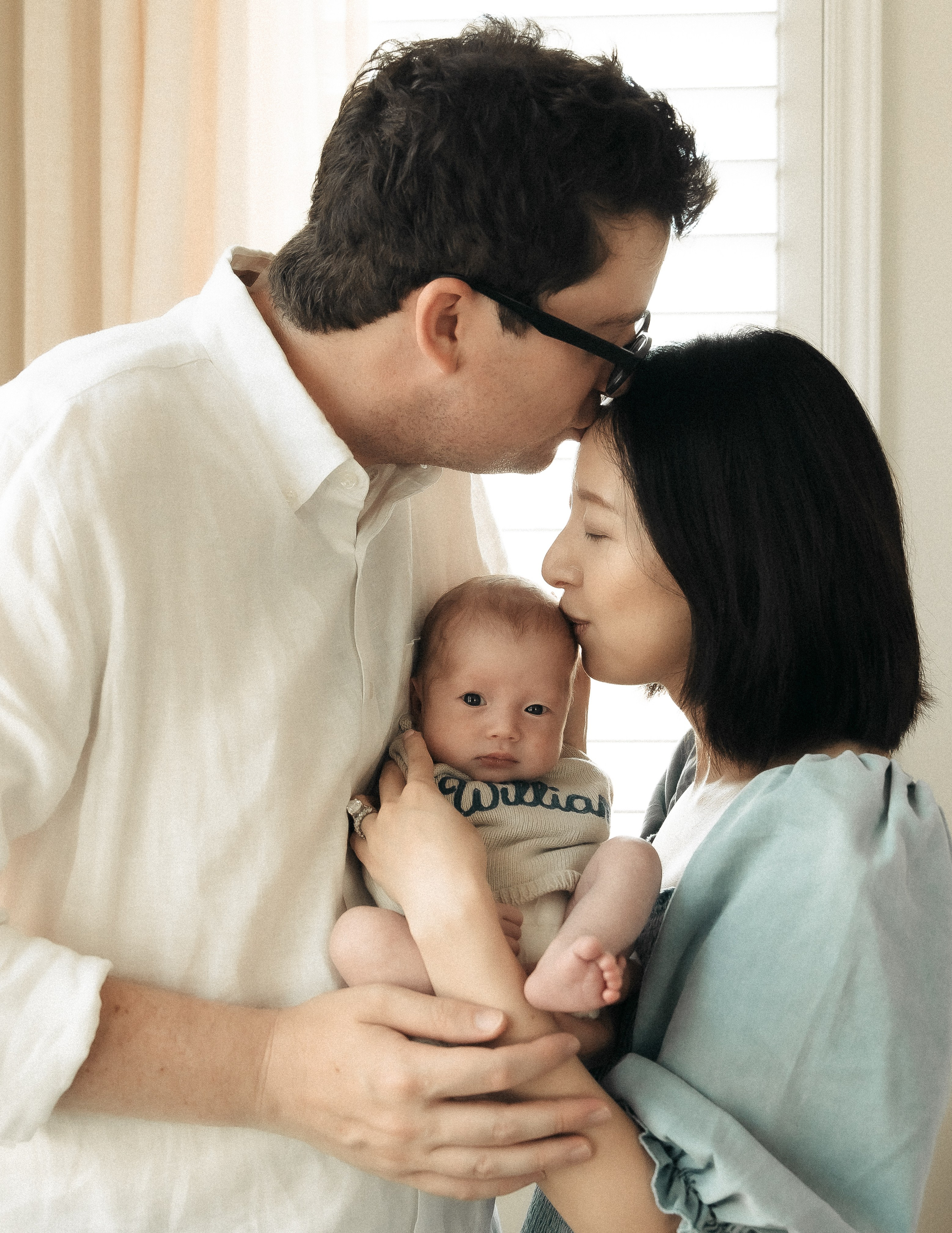 Lifestyle newborn. Los Angeles maternity, boudoir and family photographer