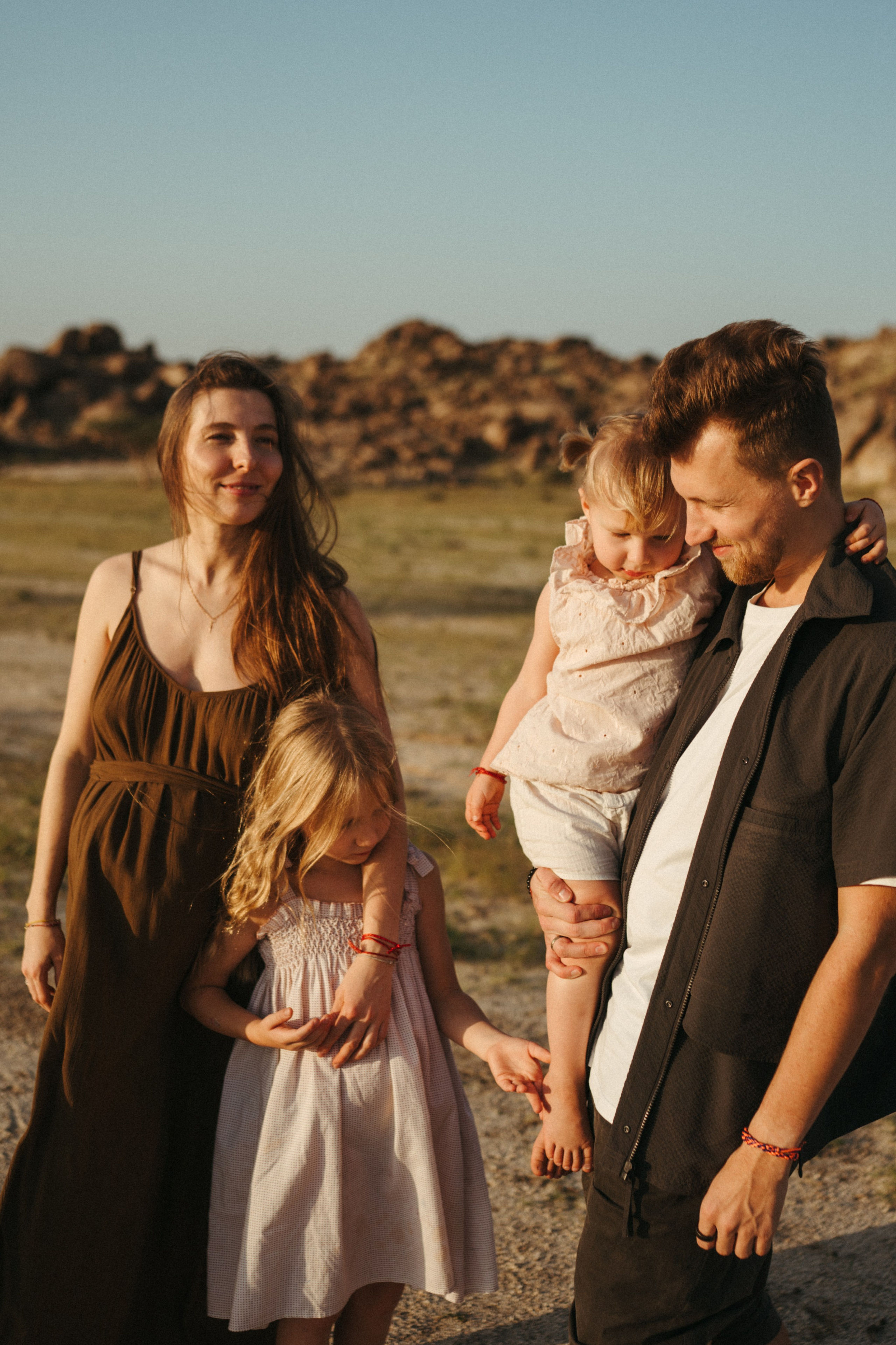 Khoroshilovs Family. Family photographer in Saudi Arabia