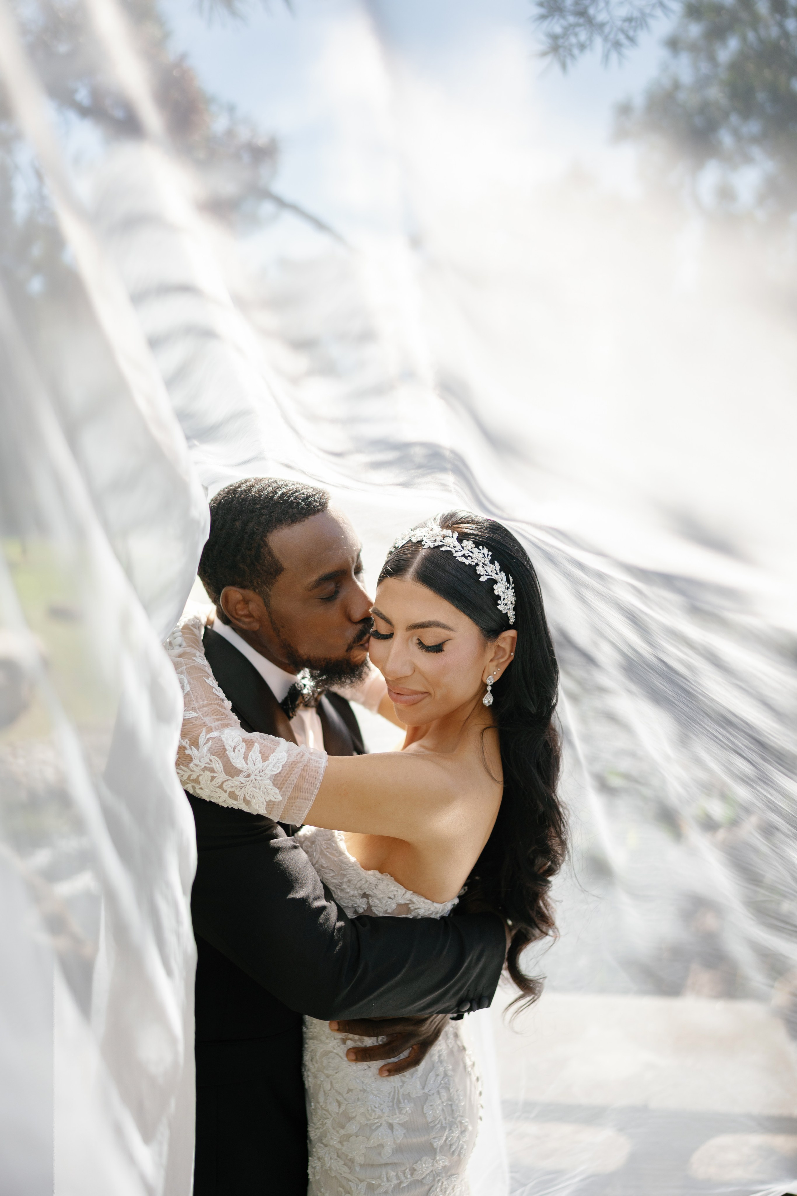 Wedding at Bella Blanca Los Angeles. Wedding Photography & Videography Team in California, Los Angeles, San Francisco, San Diego and Travel