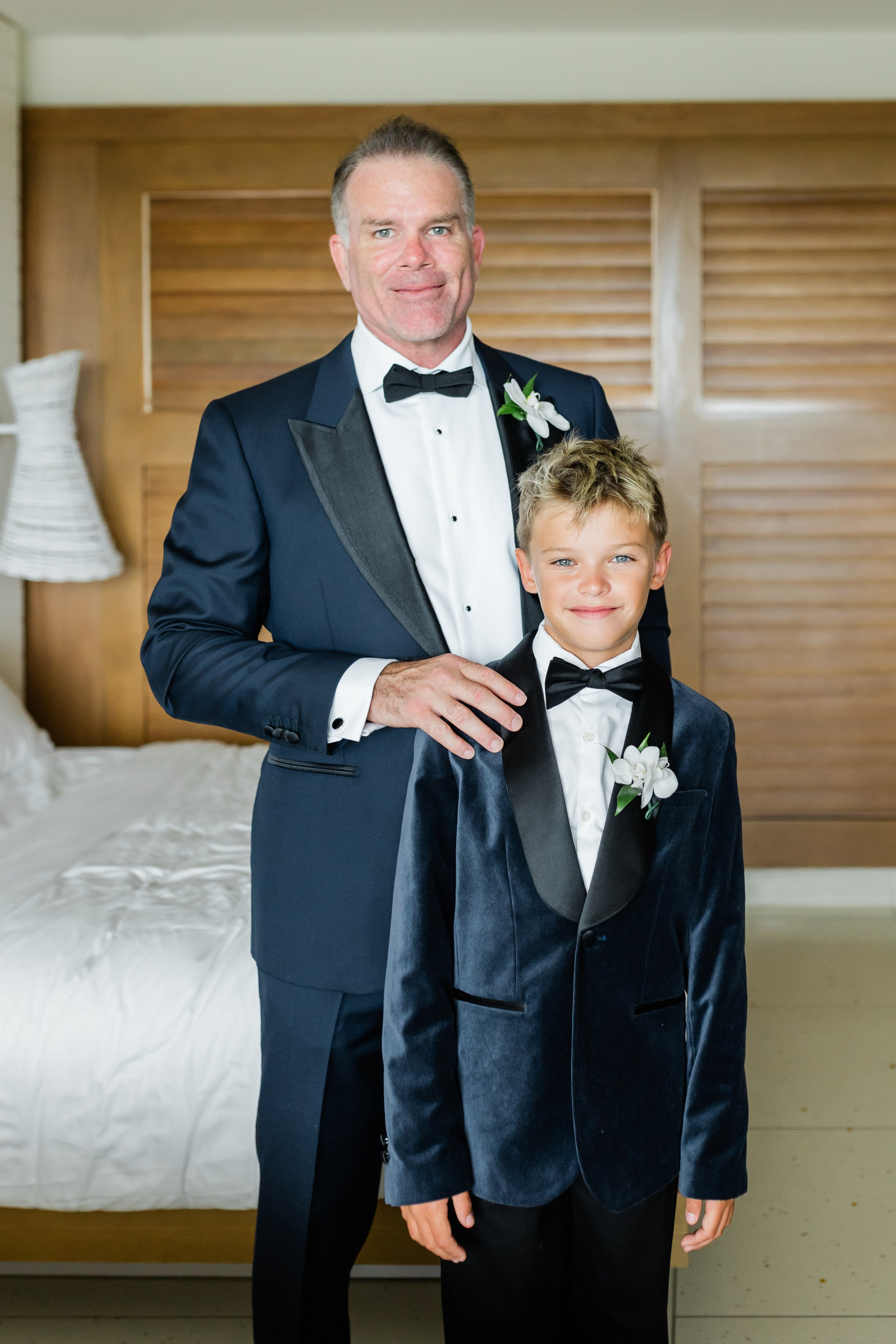 Diana and Filippe Bahamas Wedding. Family and Event photographer in Homestead and Miami areas of Florida