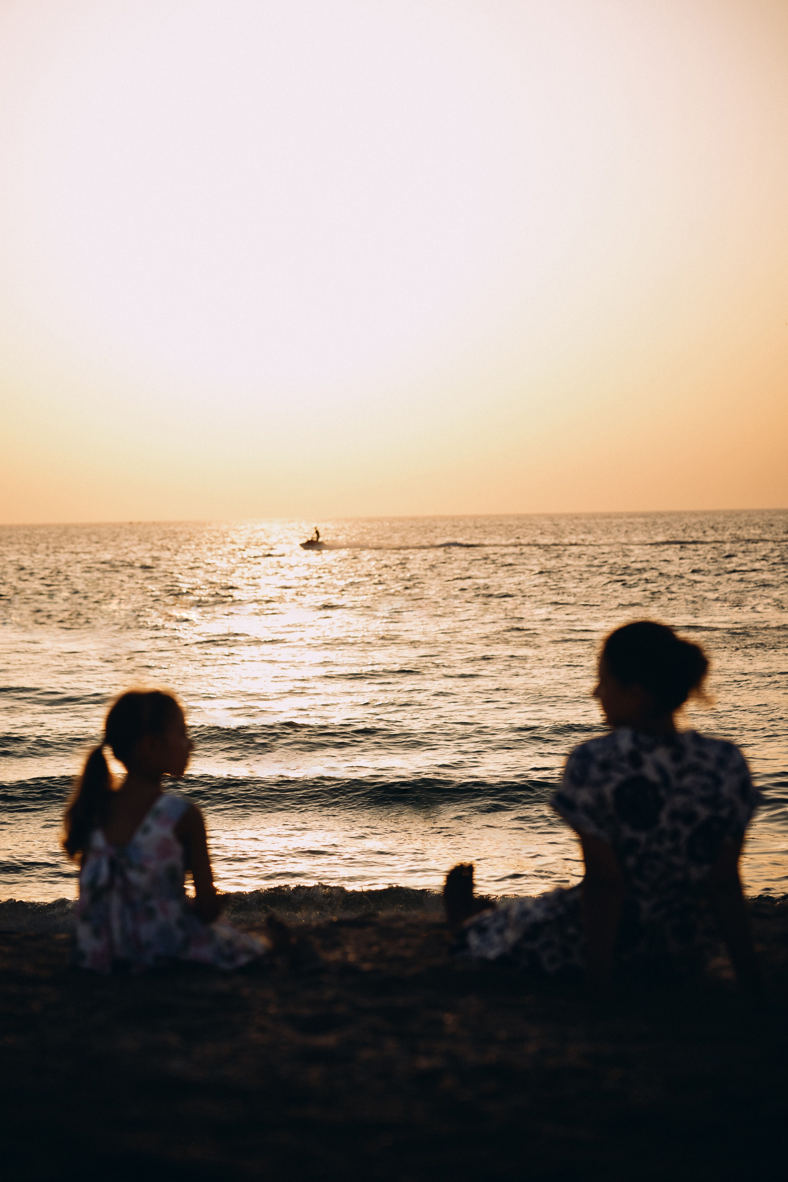 Sisterhood. Elena Pretzner Photography