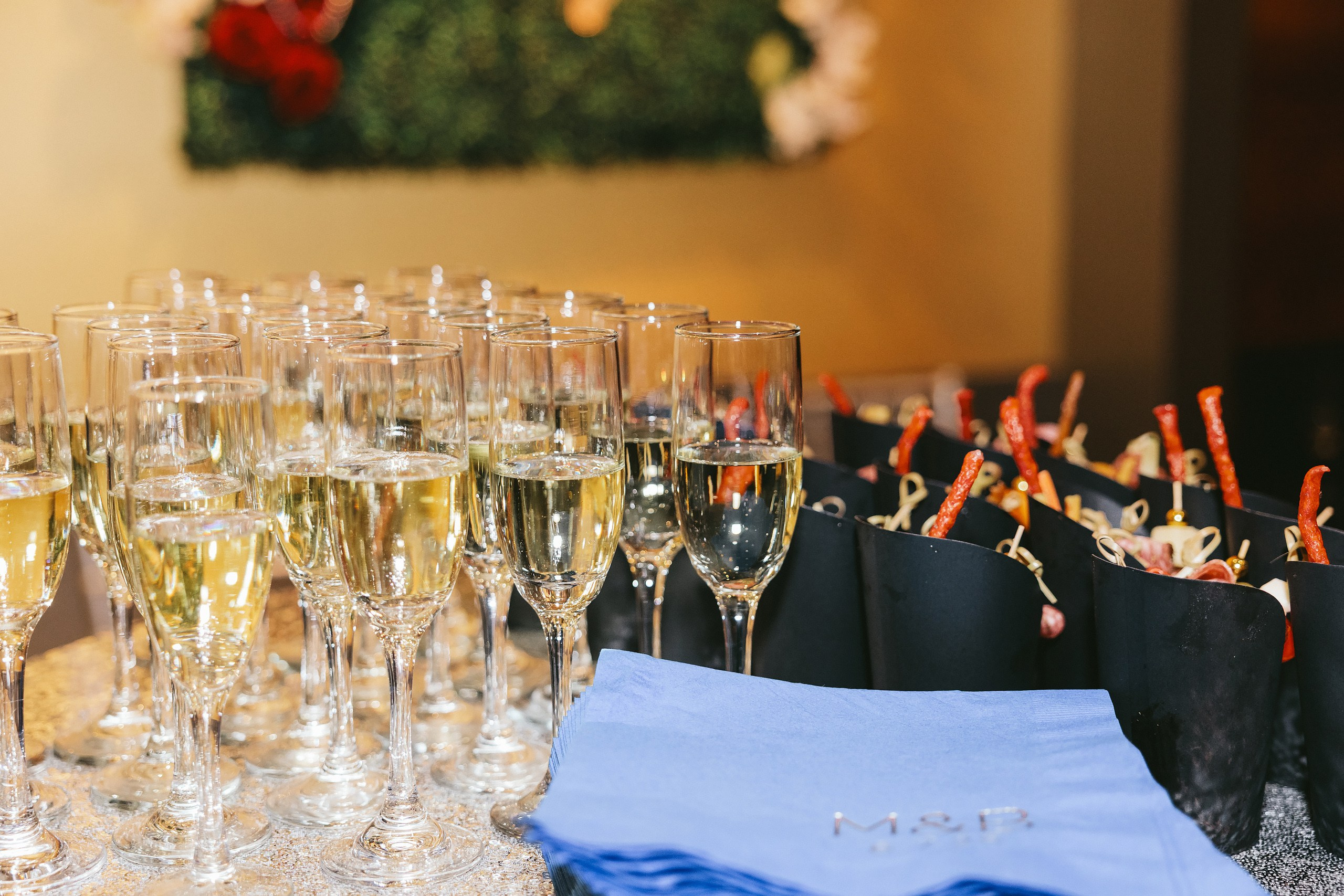 06.08.2025 Wedding. Wedding family event photographer in Chicago Nick Yushevich