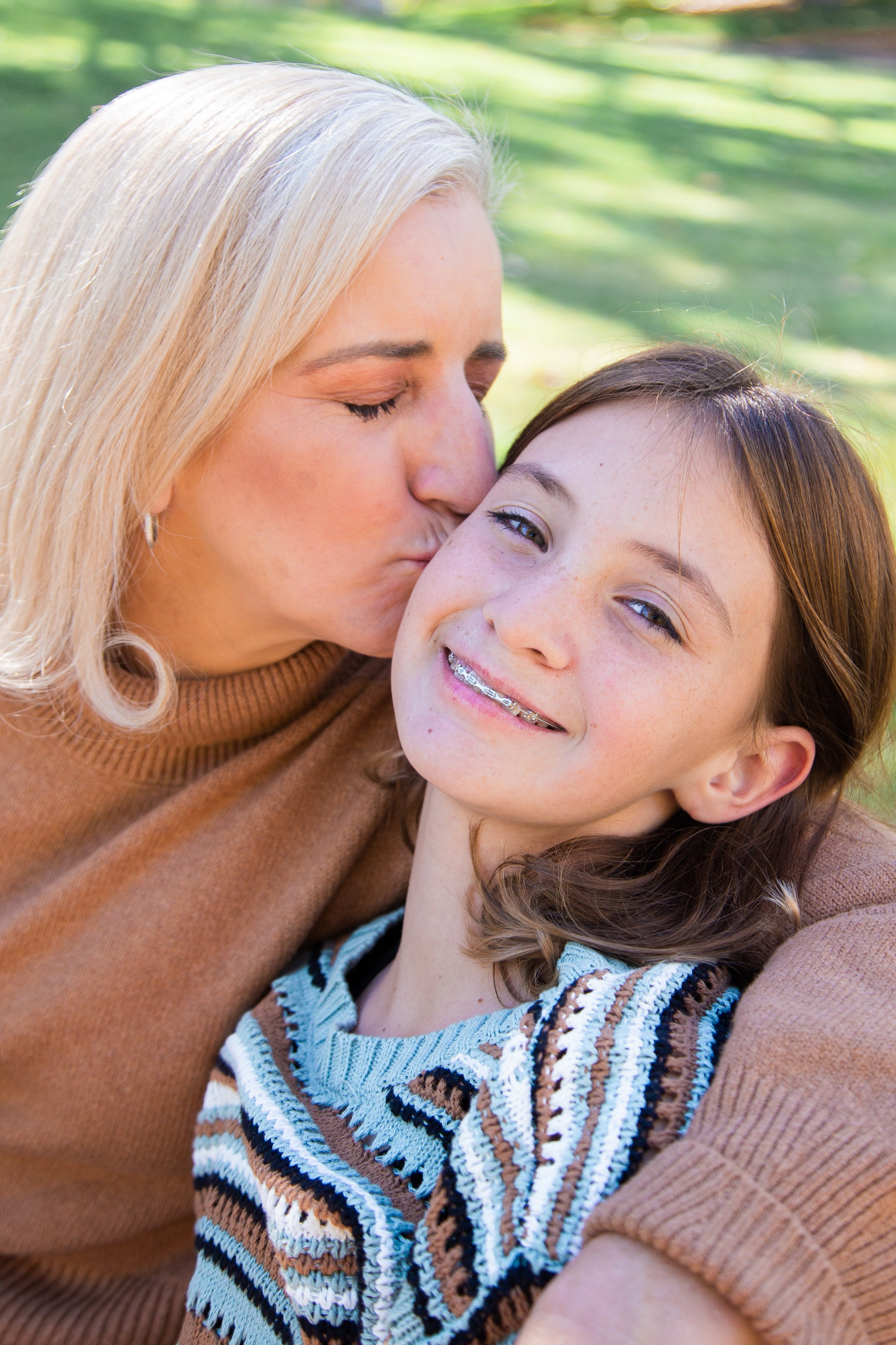 Bridgette, Michael & Lilli. Wedding & elopement photographer Viktoriya Kravtsov. Las Vegas