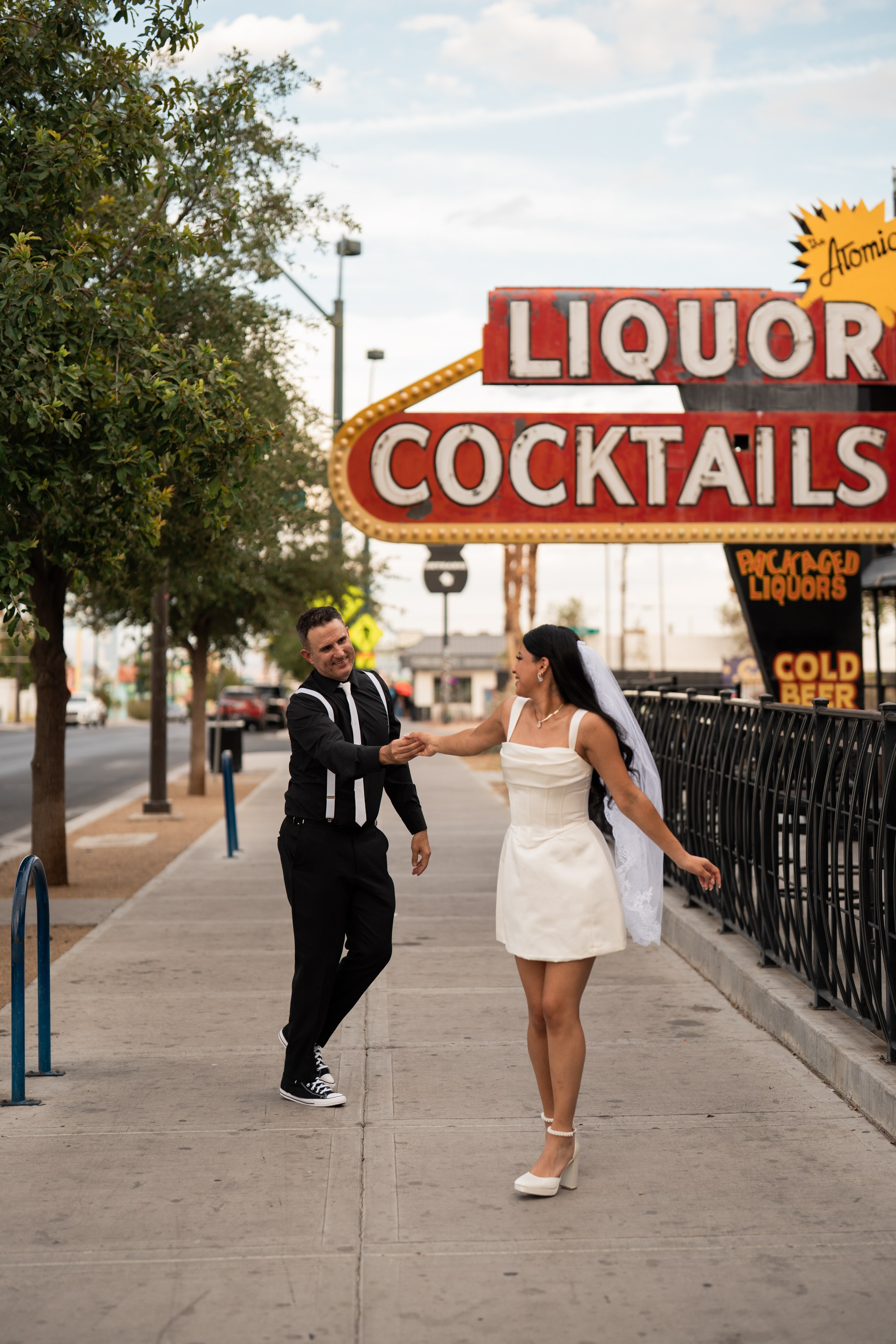 Stephanie&Ryan. Wedding & elopement photographer Viktoriya Kravtsov. Las Vegas