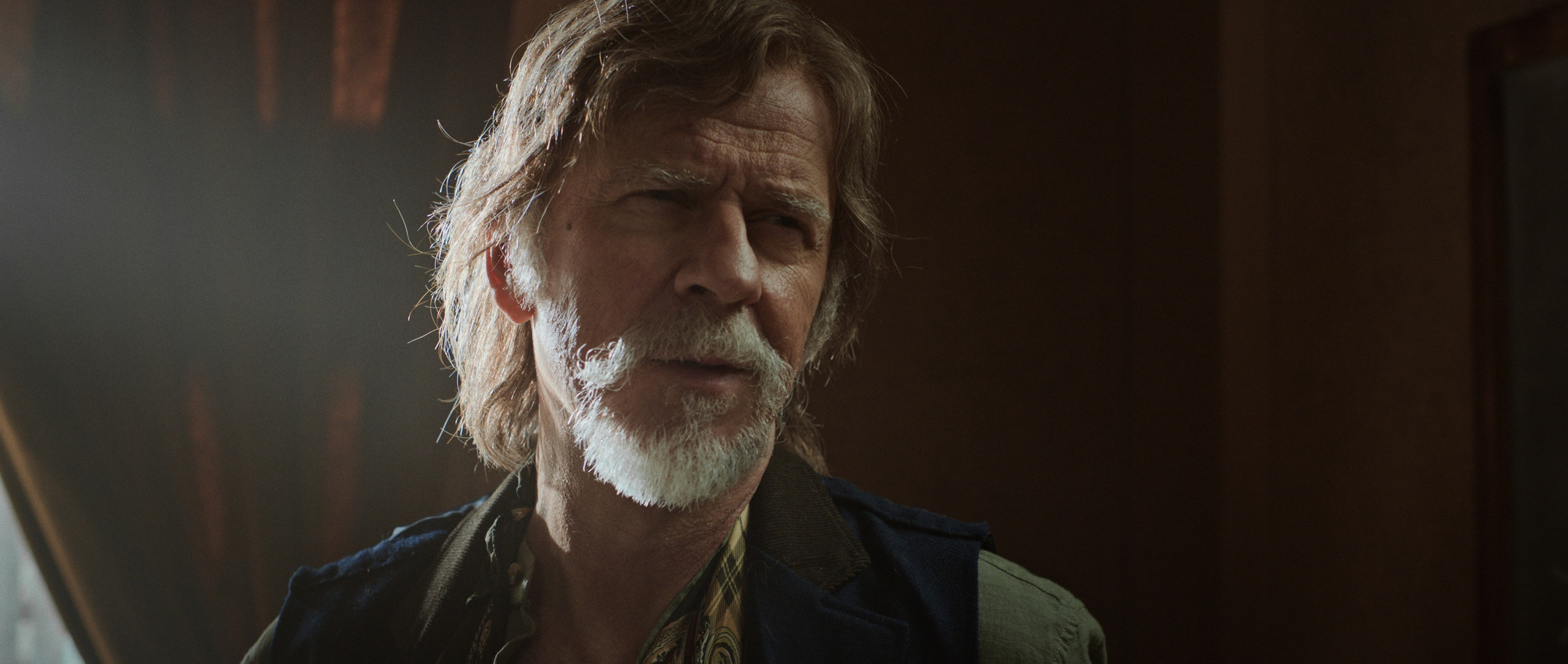 Ruski Konzul. Commercial and studio photographer in Belgrade