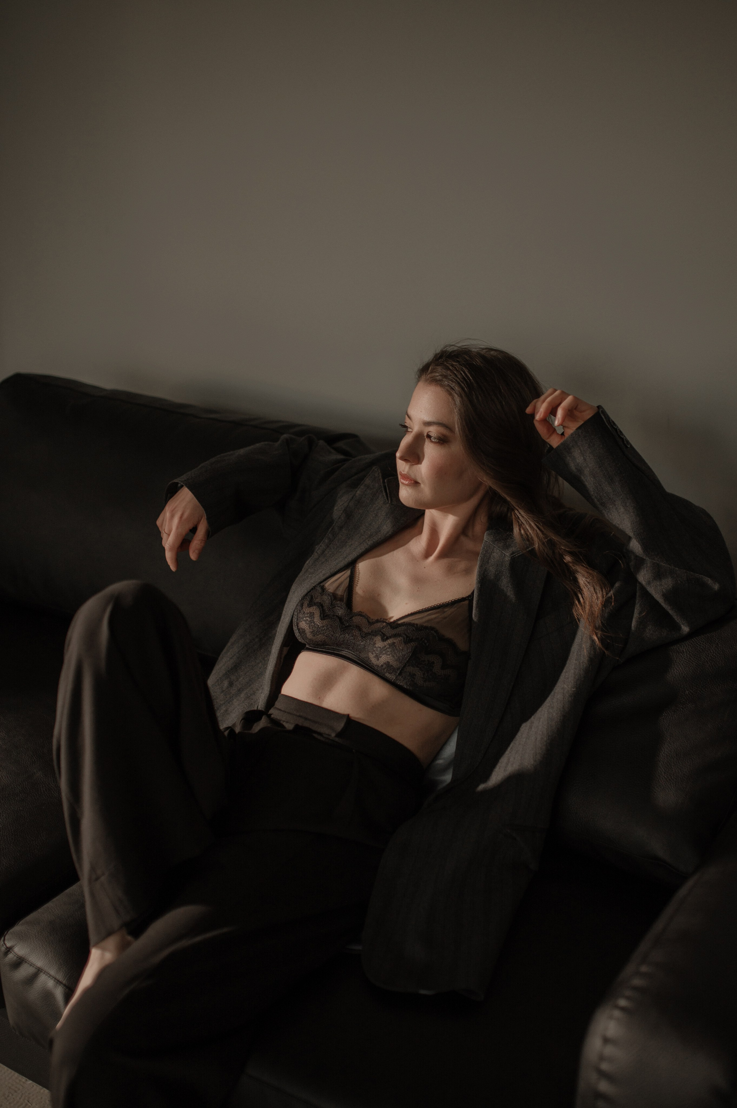 Minimalism. Wedding and commercial photographer