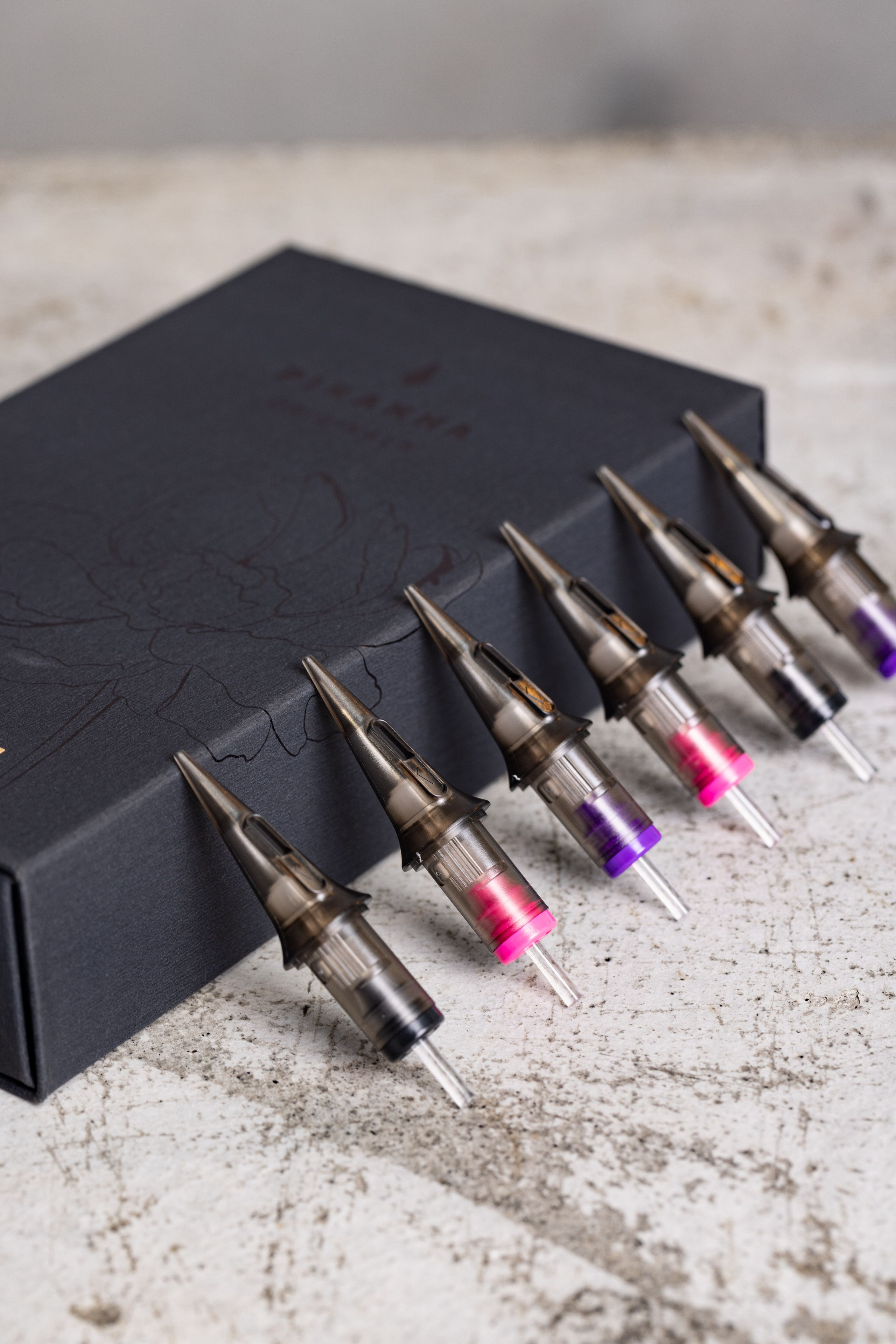 PIRANHA SUPPLIES. ESTUDIO DOZE