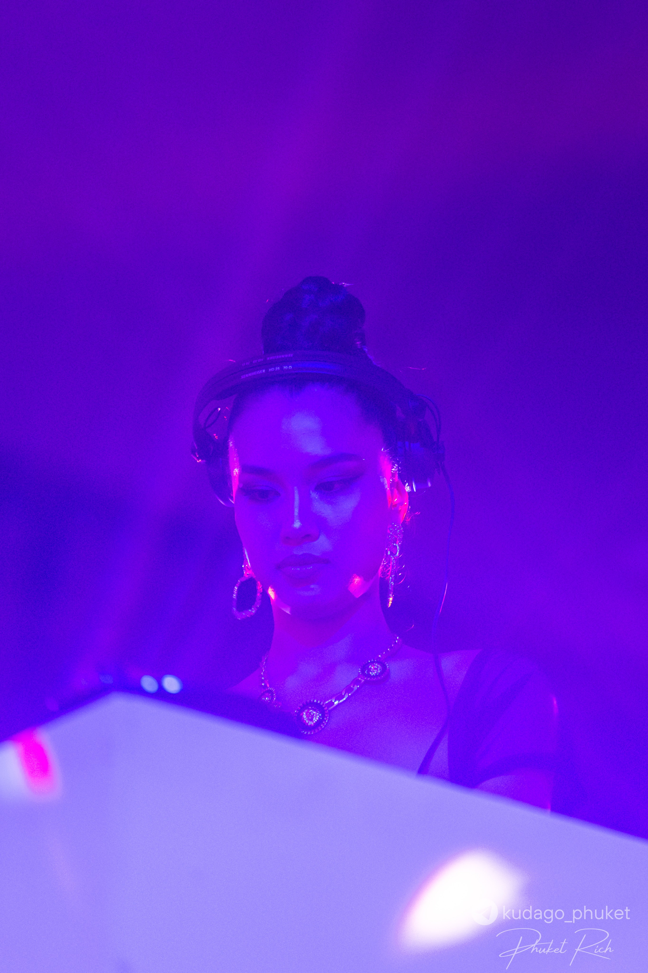 Вечеринка «Код да Винчи» | Фоторепортаж | Афиша | DAVAYSXODIM.com PHUKET. АФИША|ФОТОРЕПОРТАЖИ|ИВЕНТЫ|ПХУКЕТ