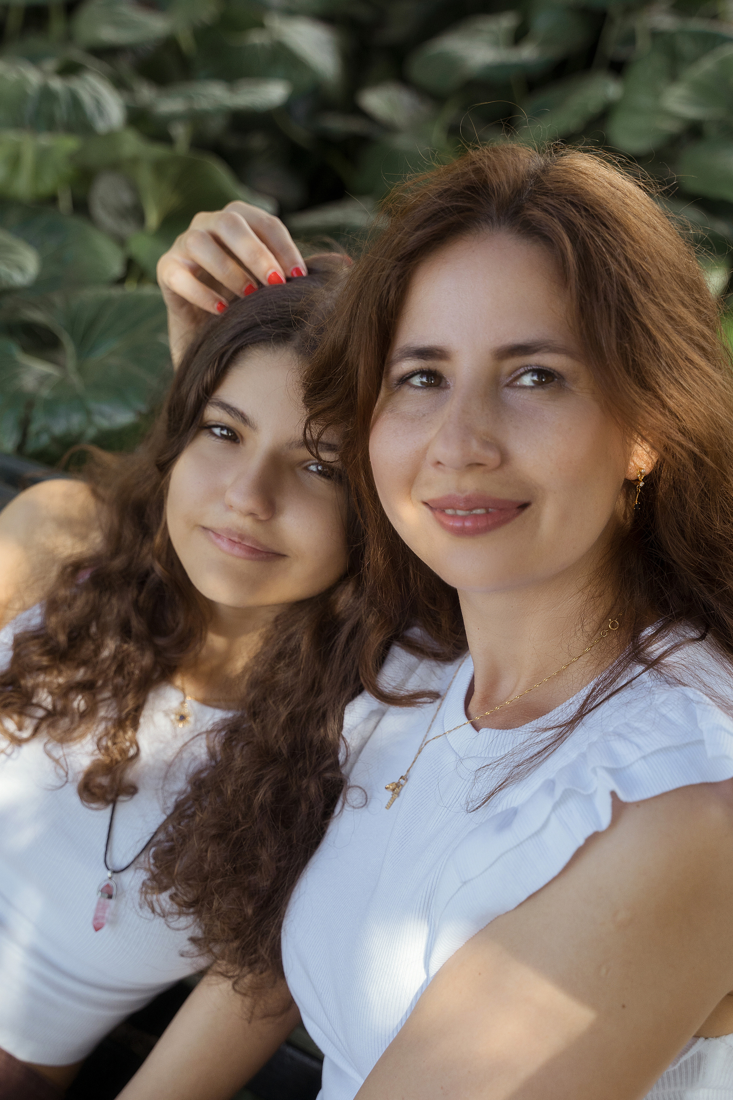 Yulia and Margarida. Your photographer in Madeira