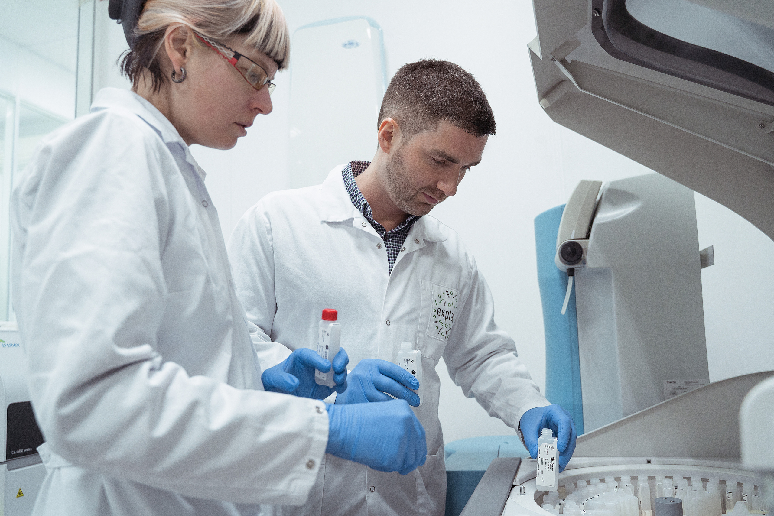 Photo shoot for medical laboratory Explana. Your photographer in Madeira