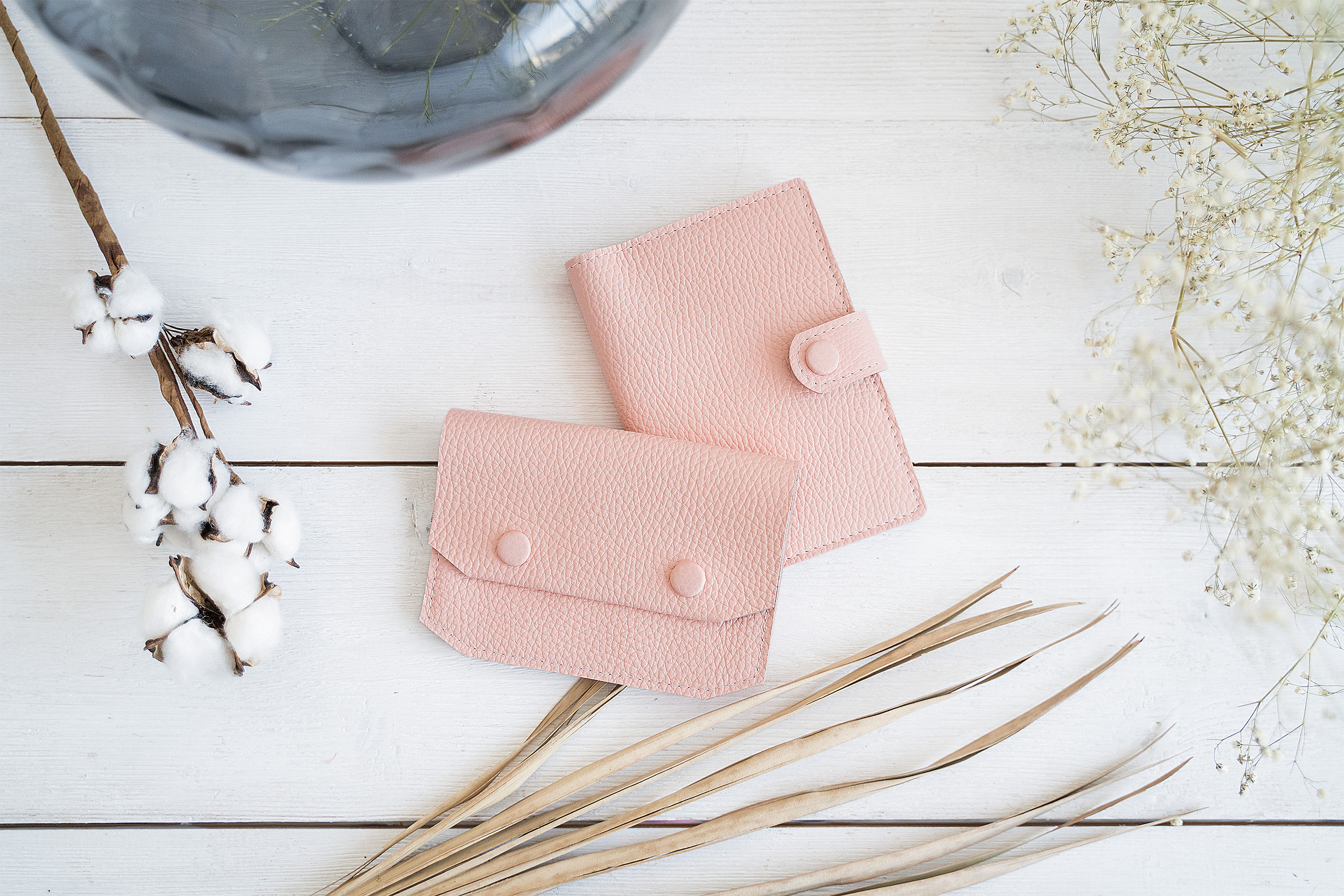 Photo shoot for leather goods shop. Your photographer in Madeira