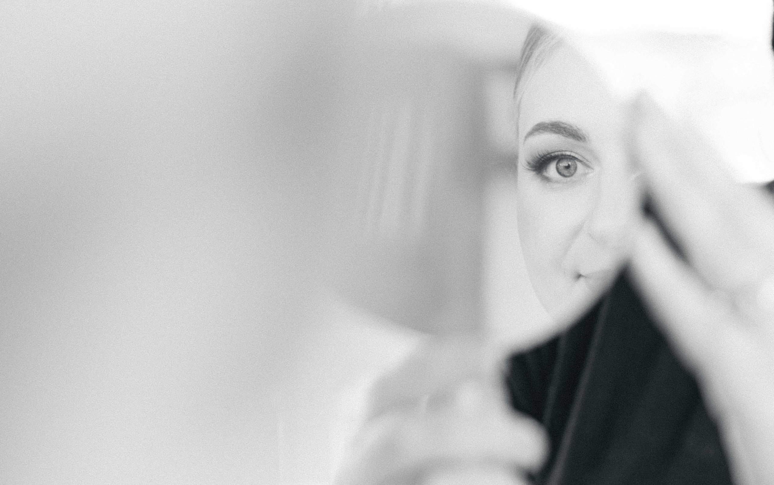 Khrystyna & Zachary (Winnipeg Art Gallery). Wedding Photographer in Winnipeg — Cinematic & Timeless by Vitiuk Photography