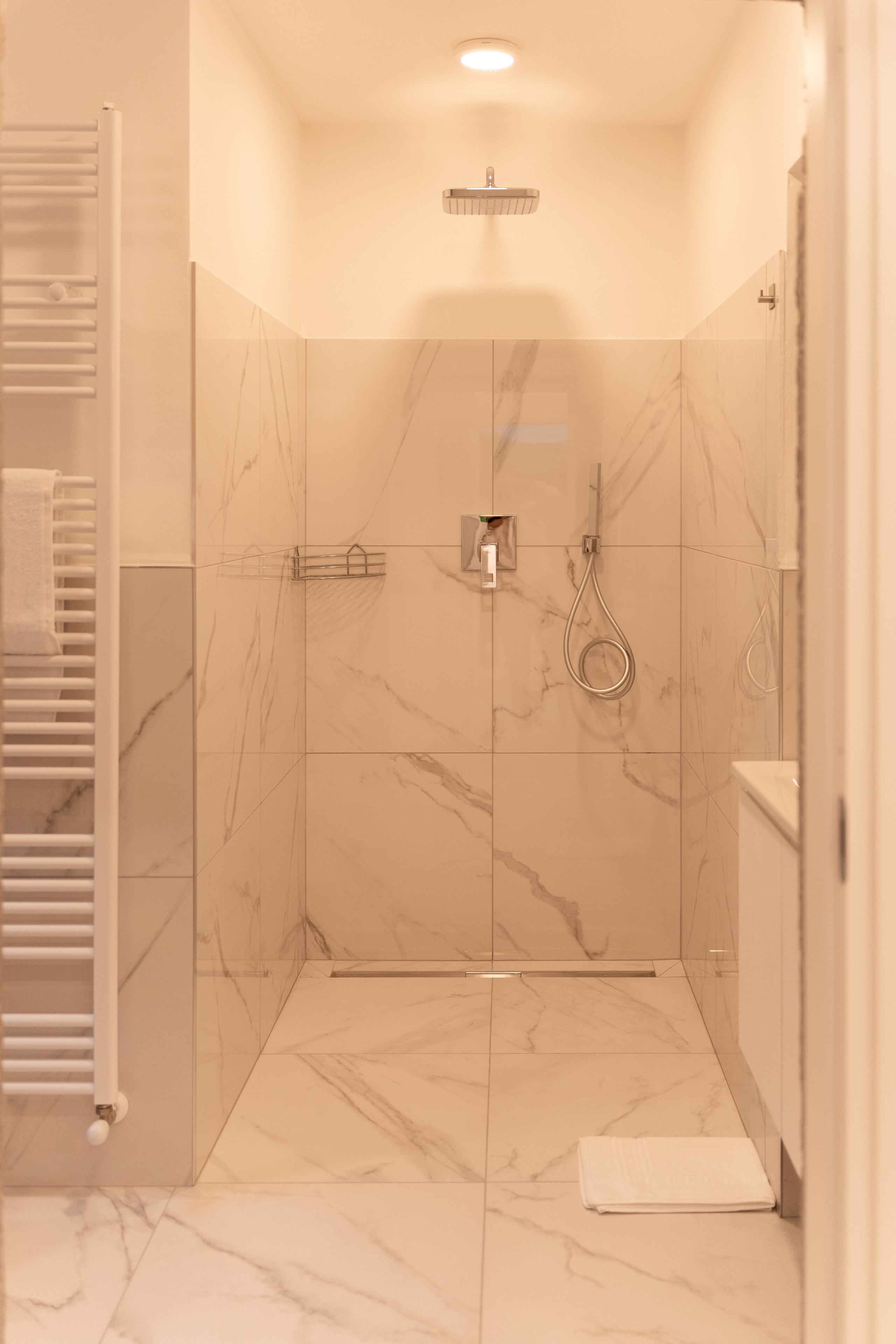 Lake Maggiore apartment. PHOTOGRAPHER IN ITALY