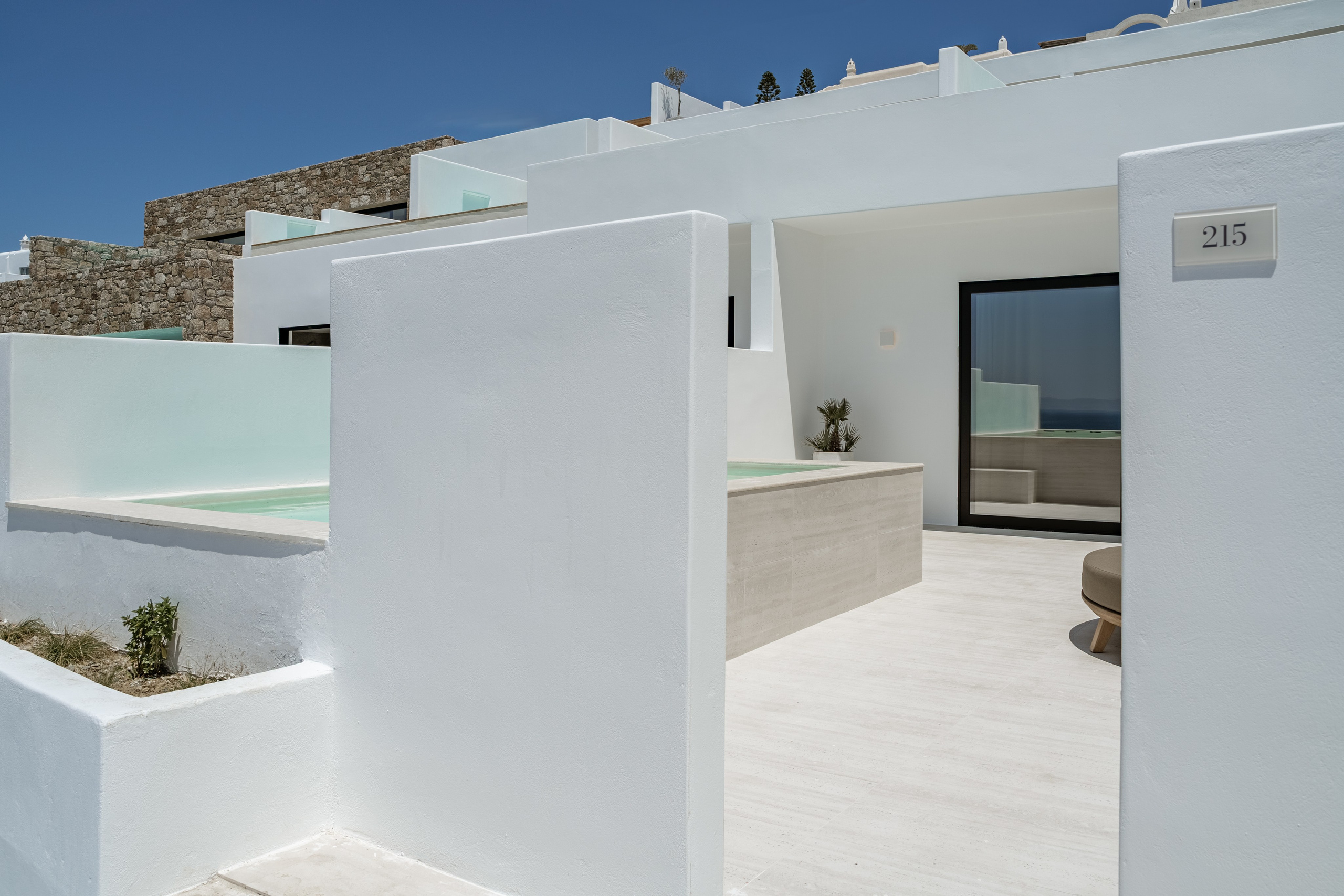 Tagoo Hills ~ Mykonos. Φωτογράφιση Ξενοδοχείων | Γιώργος Κατσαέλης | sketch.gr