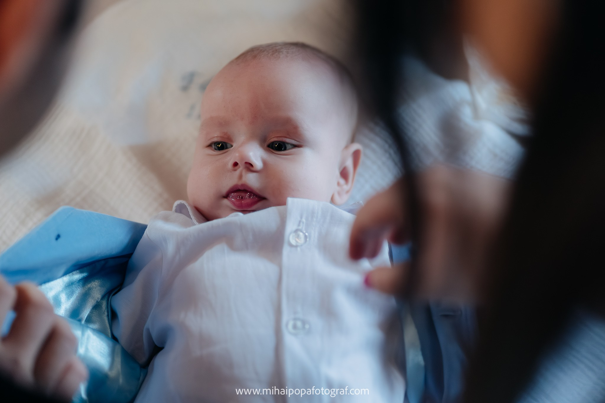 Fotograf de botez în Bucuresti| Mihai Popa Fotograf. Fotograf Nuntă & Botez București - Mihai Popa | Dincolo de oameni, imortalizez emoții!