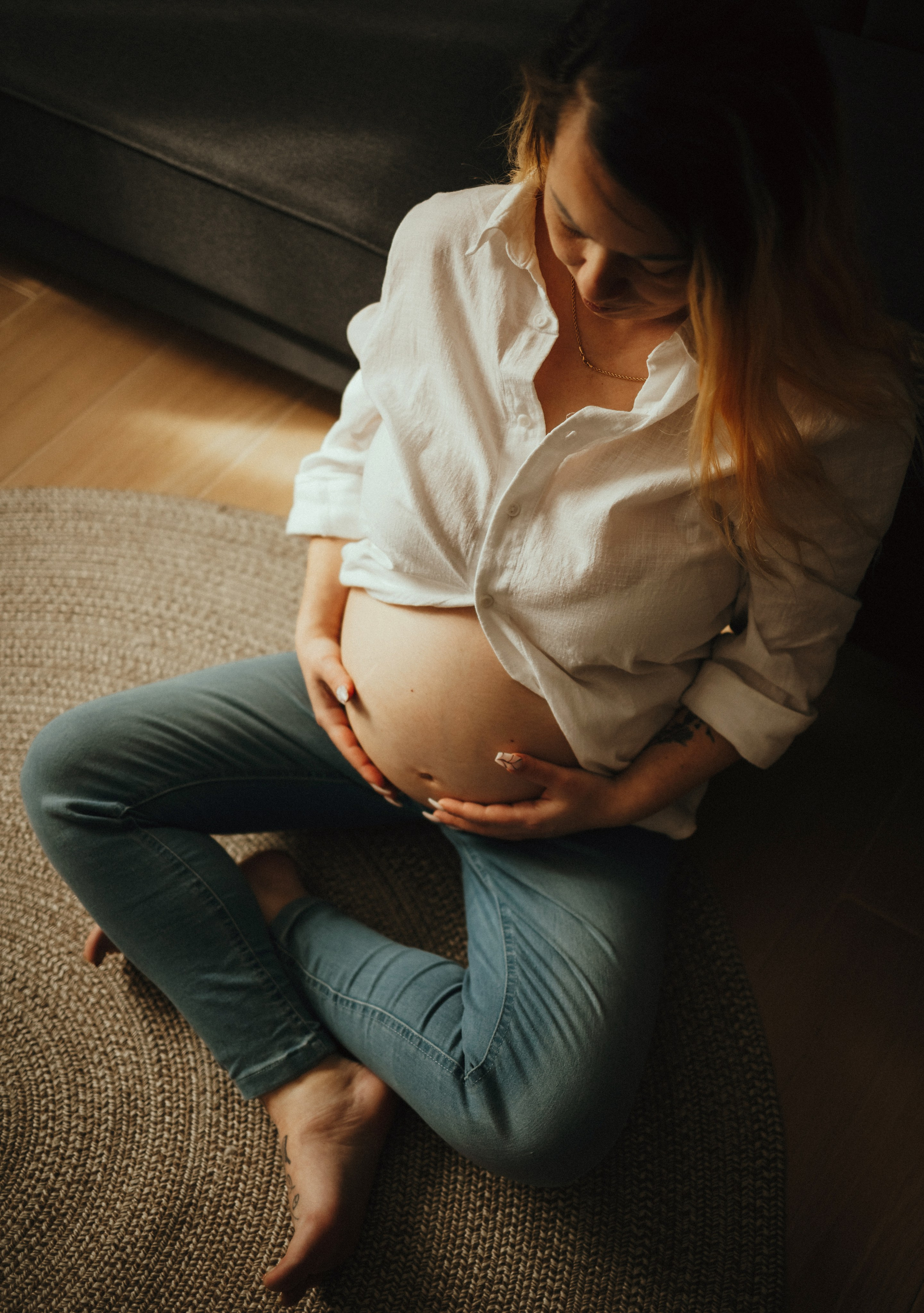 Ședințe foto pentru gravide. Fotograf de familie în Oradea Katsiaryna Ciortan