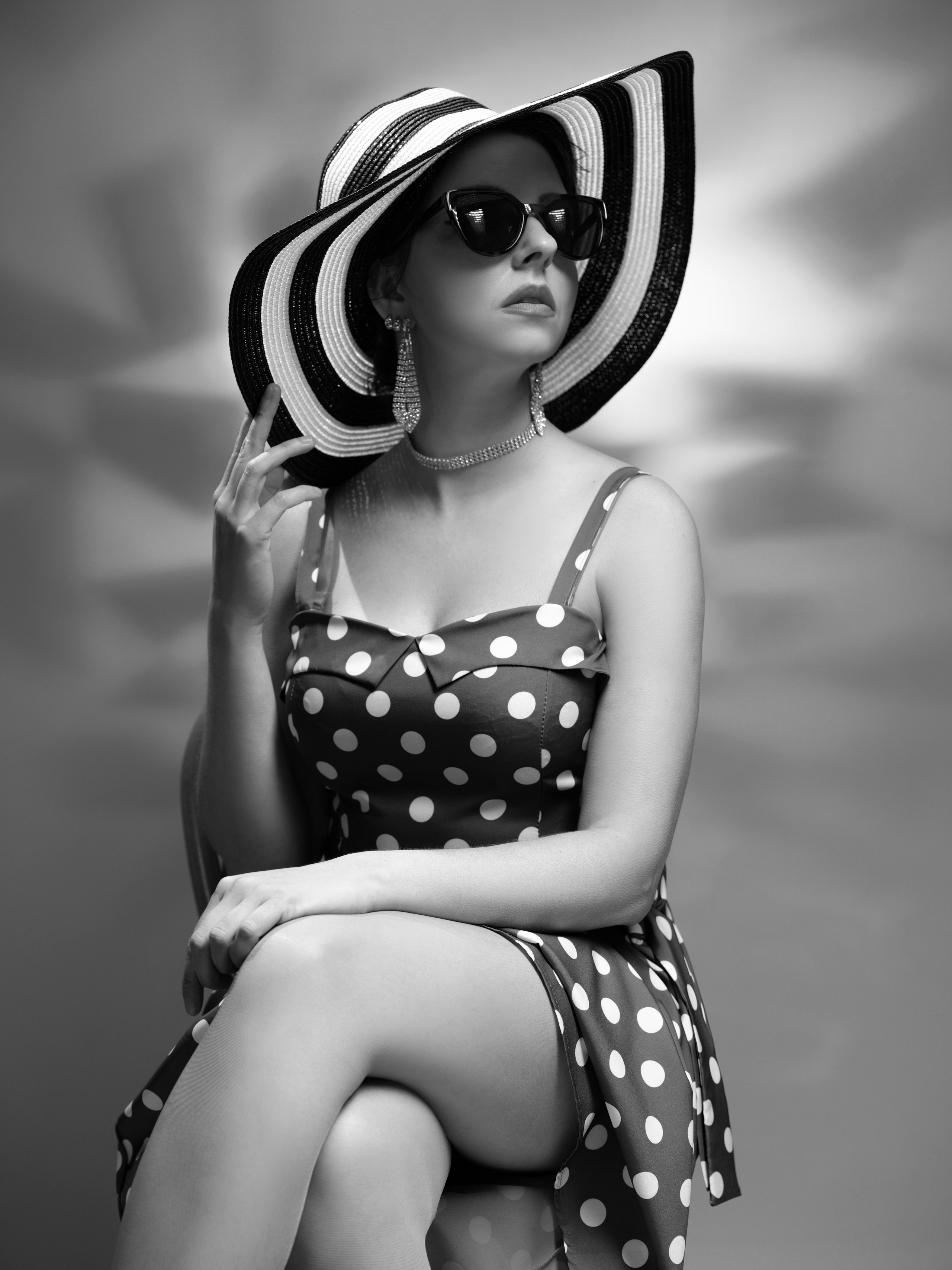 Retro. Fashion and portrait photographer in London Roman Pilipenko