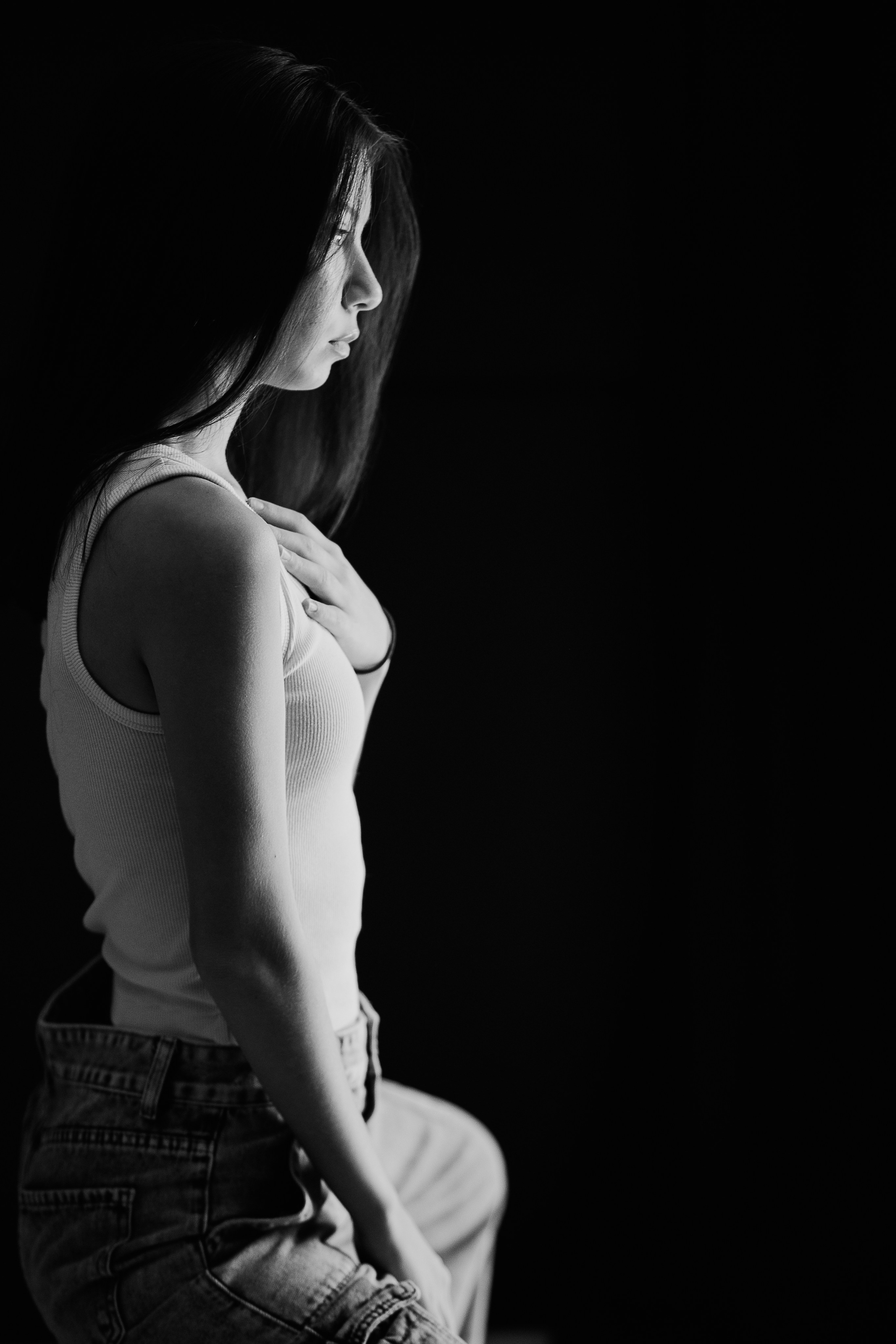 A. Rawnoir- Portrait photography by Daria Paliy.Timeless black&white portraits of women in NYC area