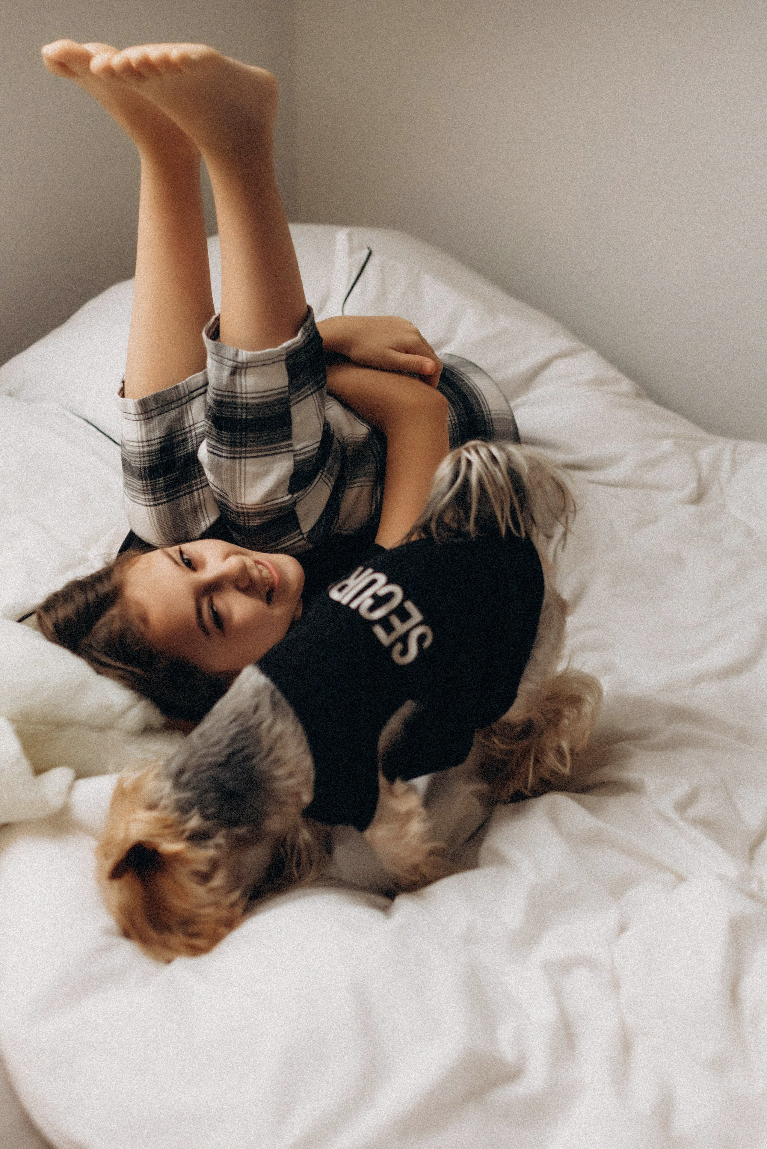 Домашняя фотосессия мама и ребенок. Семейный фотограф Лейпциг, Германия