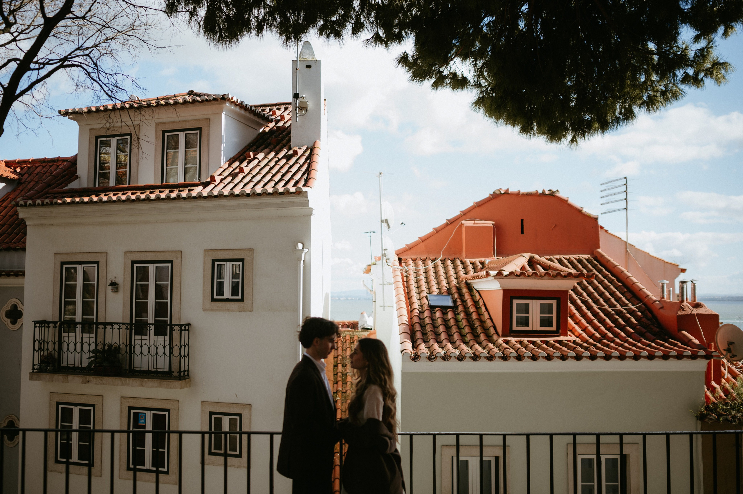 Ședință foto romantică în Lisabona – Inspirație pentru fotografiile de nuntă. Valentin Melen — wedding photographer