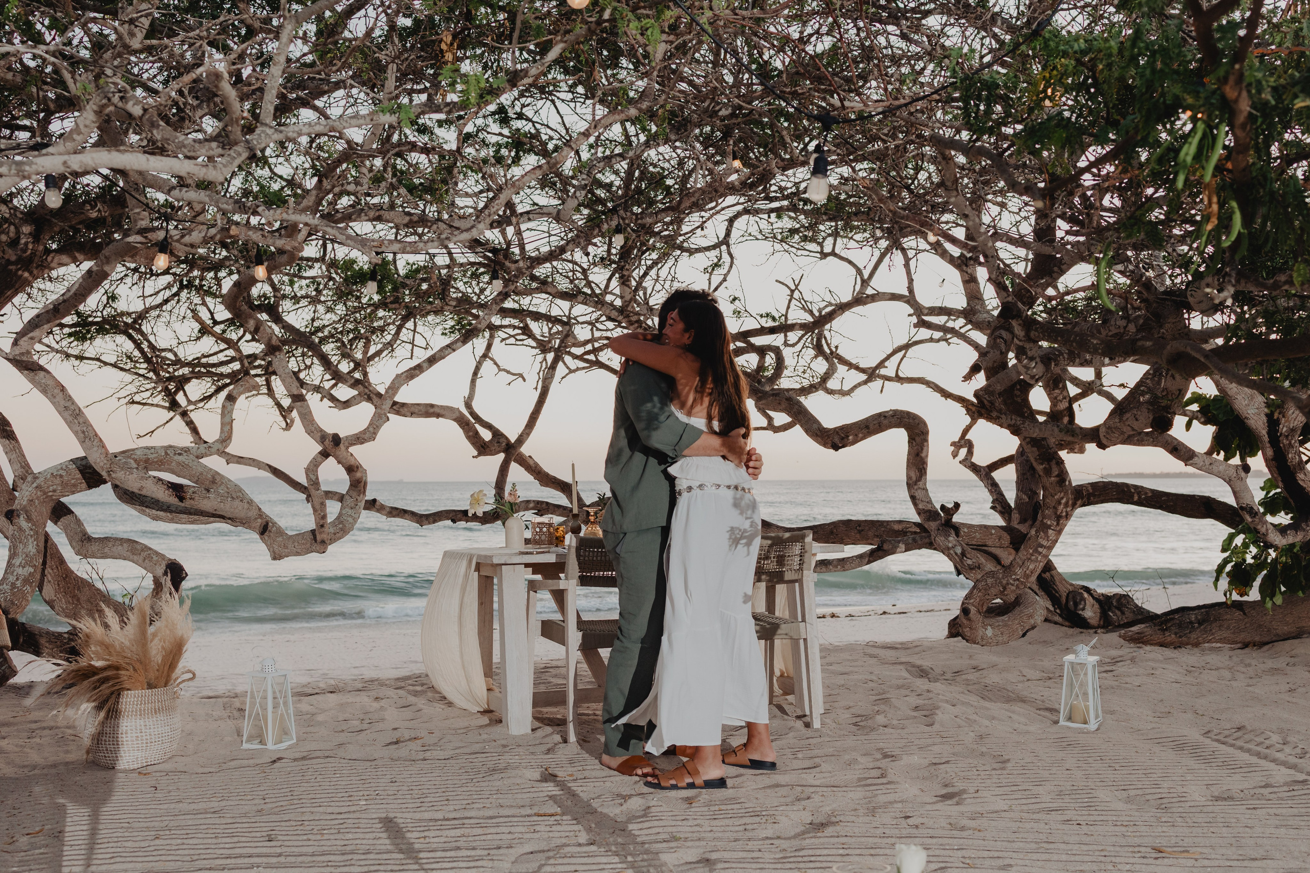 Punta Mita Engagement Session: Love Framed by the Pacific
