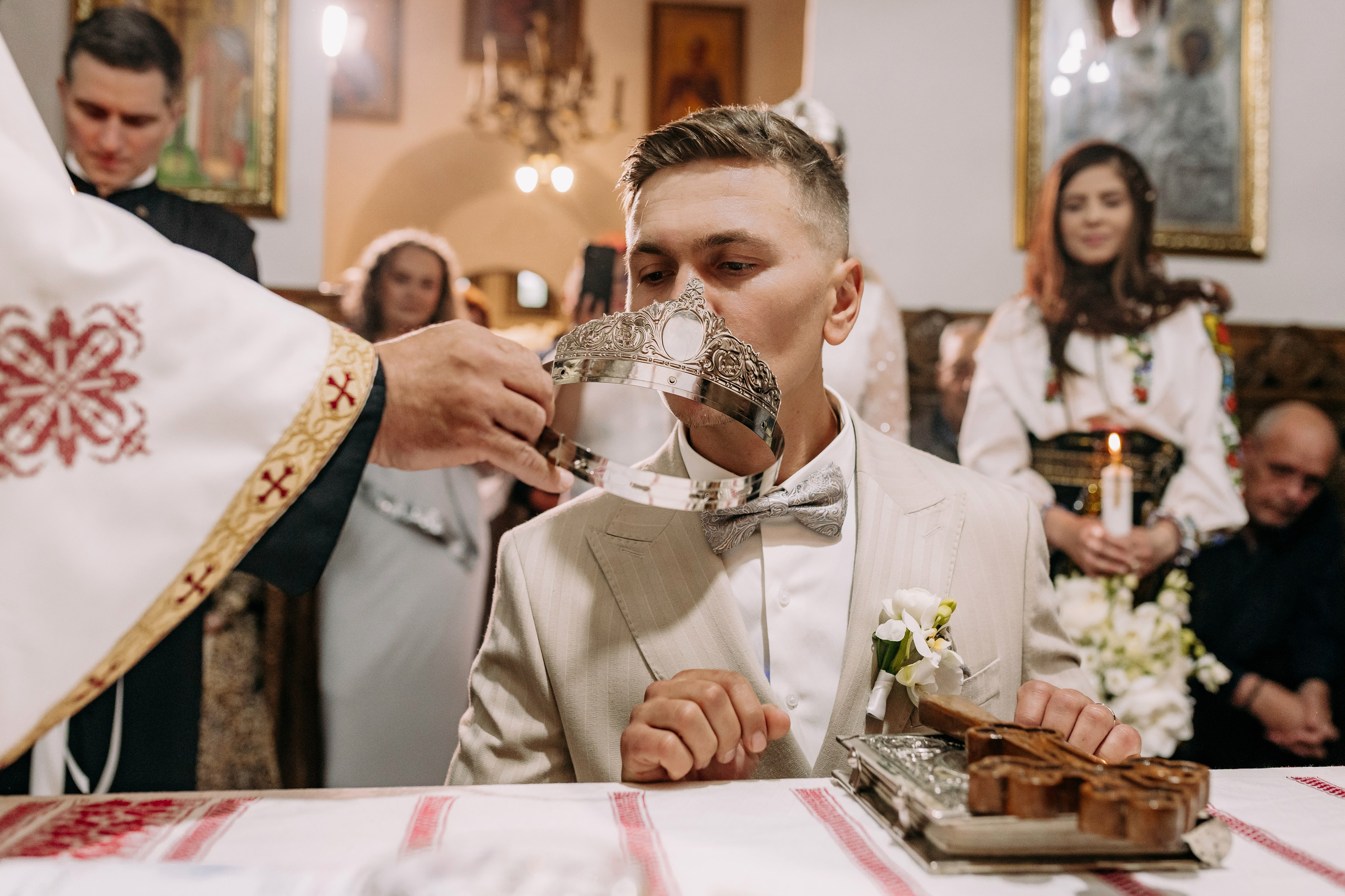 Nuntă Cristina & Alex. Photographer Miruna Buculei