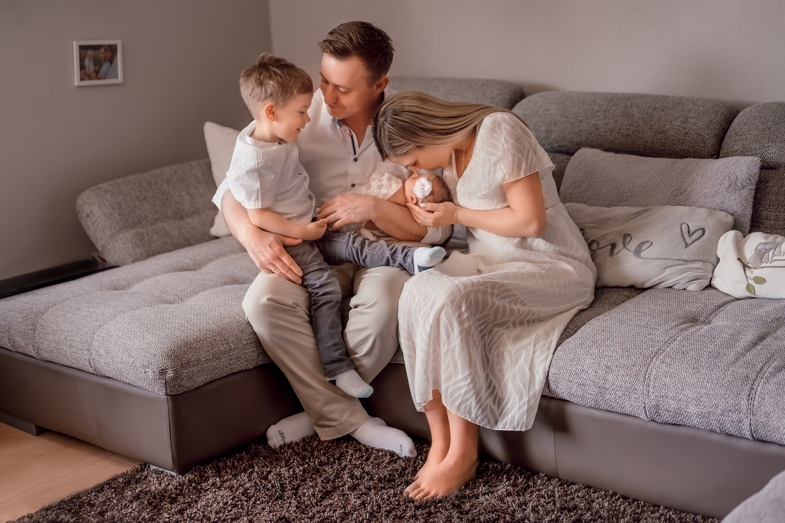 Homestory,  Newbornhomestory, Newborrn zu Hause, Fotoshoting mit Baby zu Hause, Fotografie Gründau 