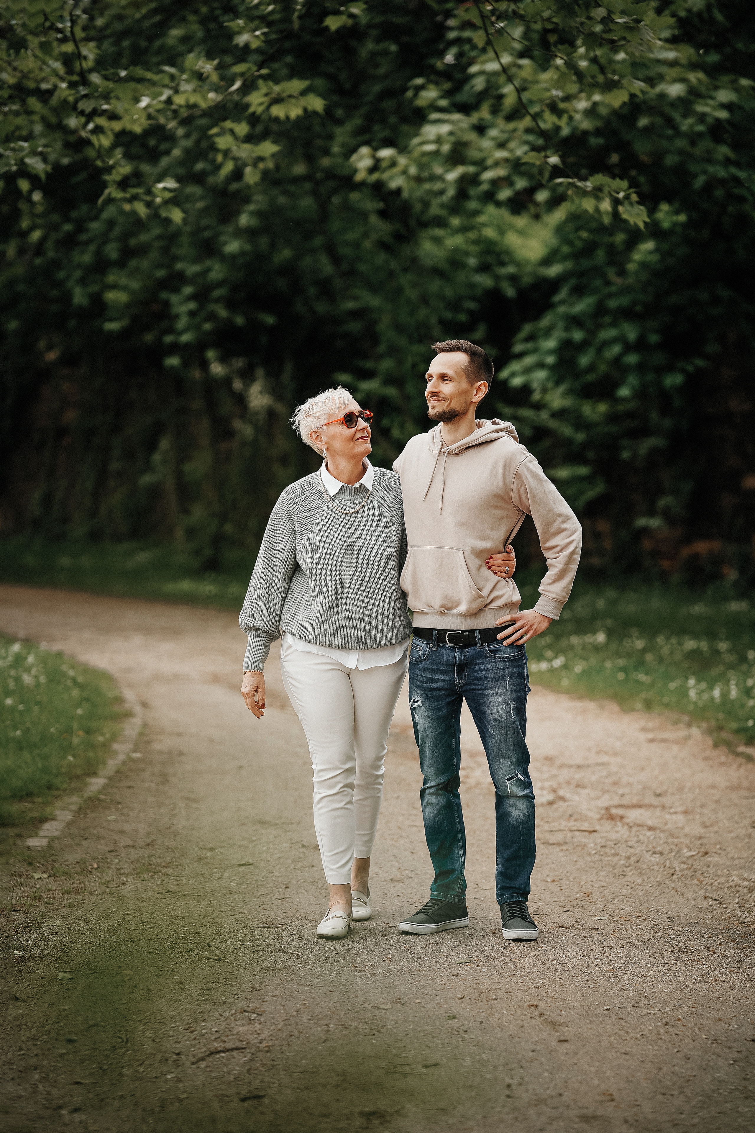 Mutter und Sohn Shooting. Portraitfotografie in Gründau Elena Ohnstedt