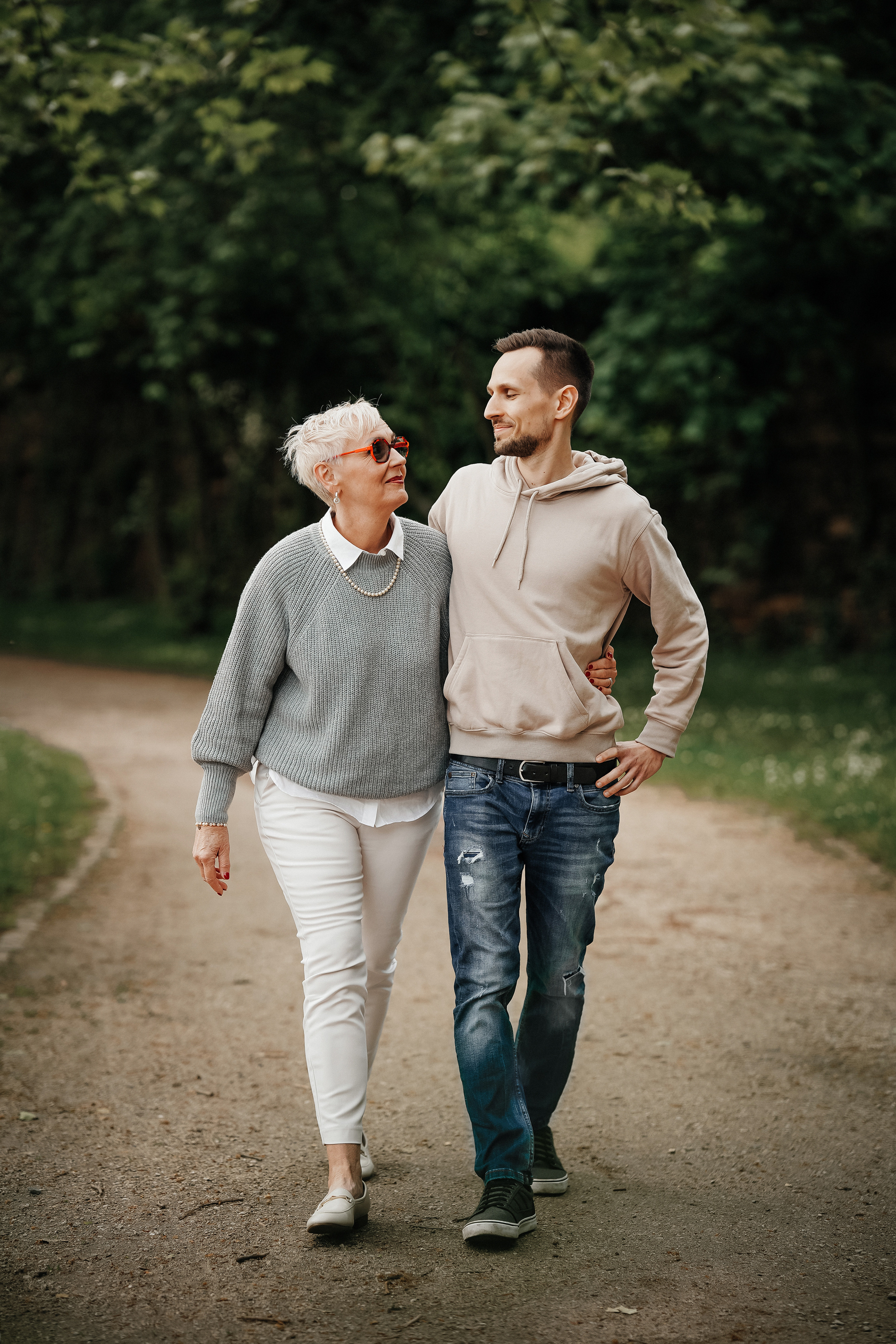 Mutter und Sohn Shooting. Portraitfotografie in Gründau Elena Ohnstedt