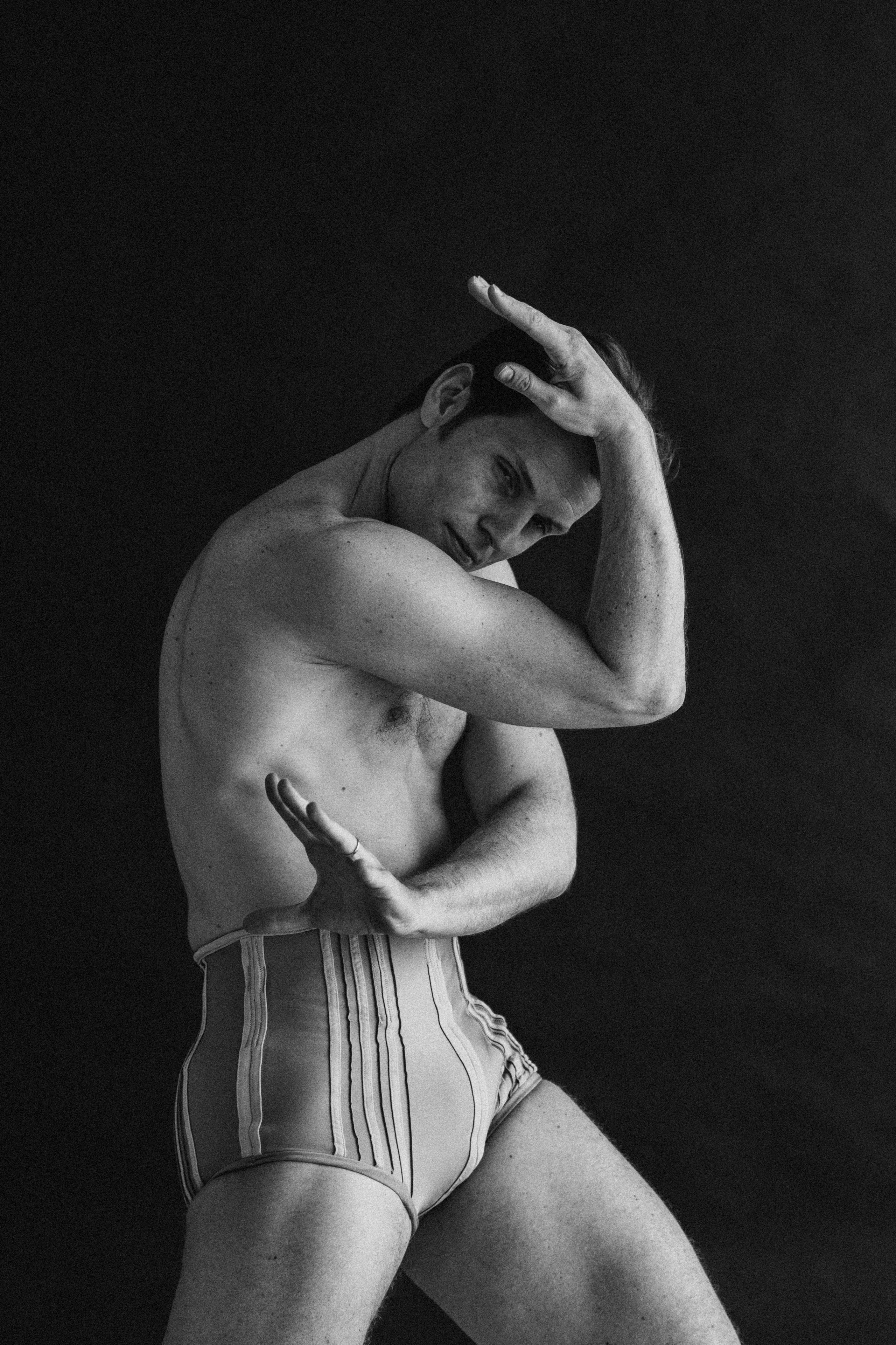 DANCERS. Victoria Olonen – Cinematic Portrait Artist | Helsinki & Europe