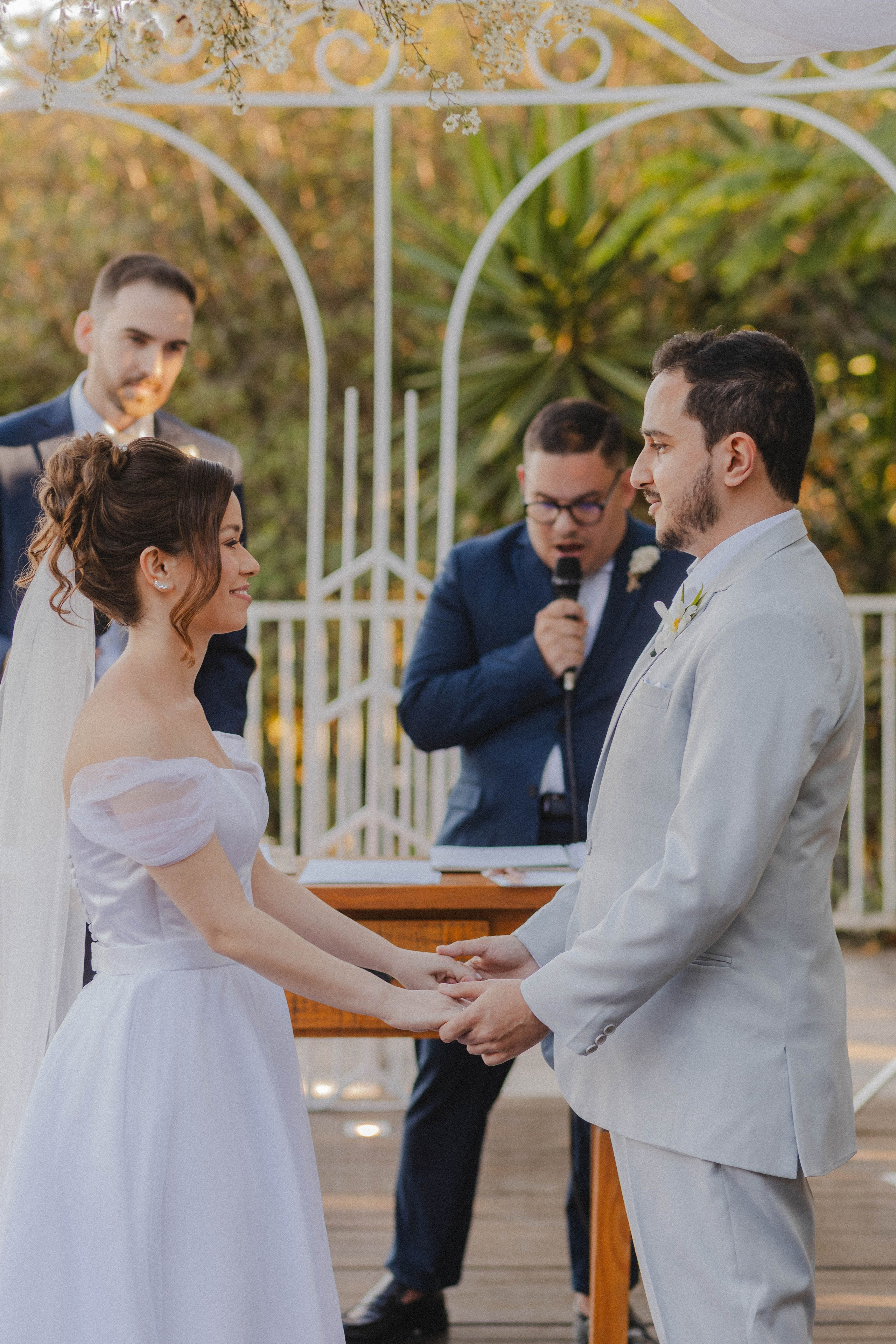 C & H — Leve, calmo e romântico. Fotografia de casamento em Belo Horizonte