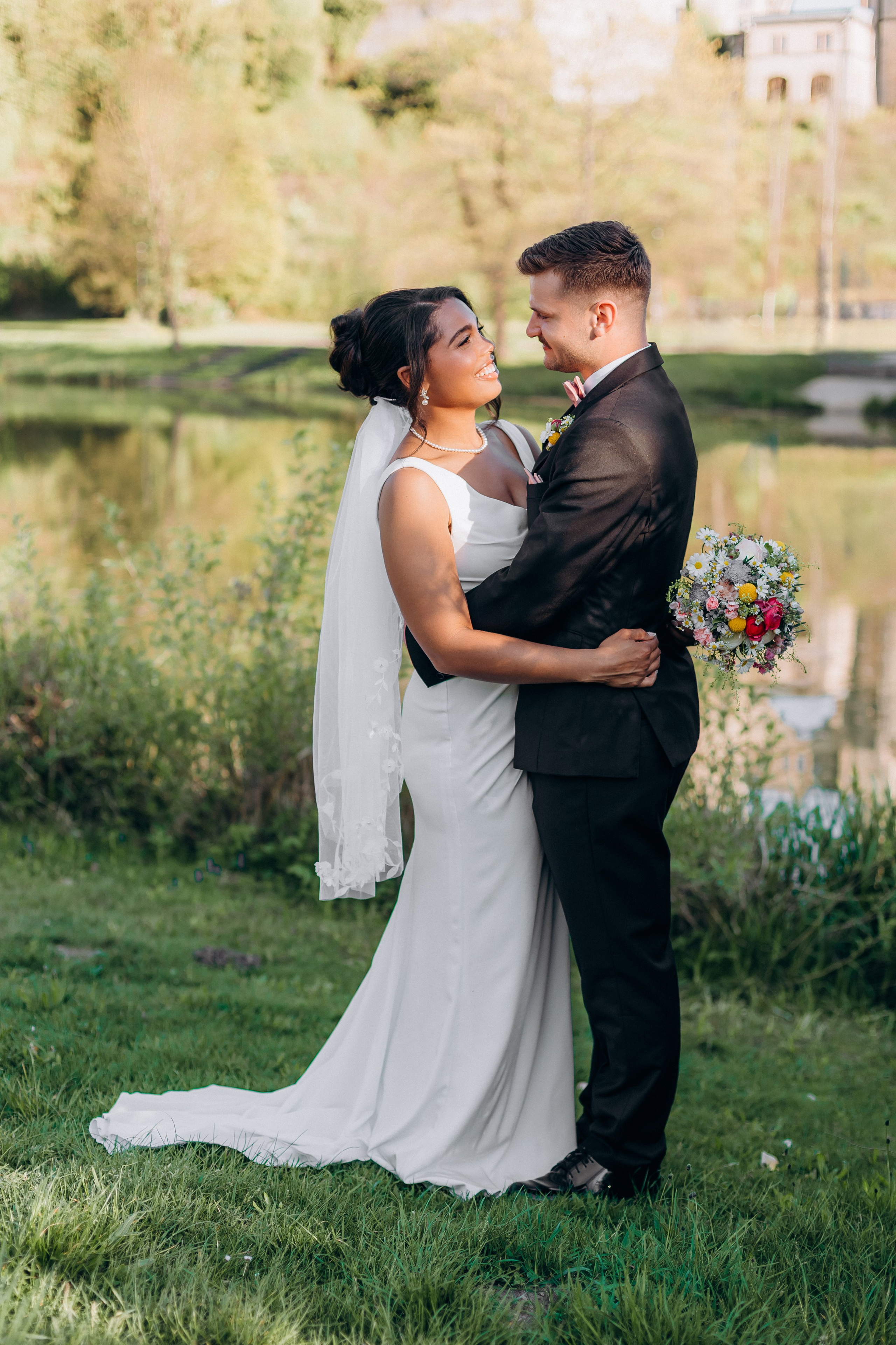 Ruben & Destiny. Wedding and Family Photograph