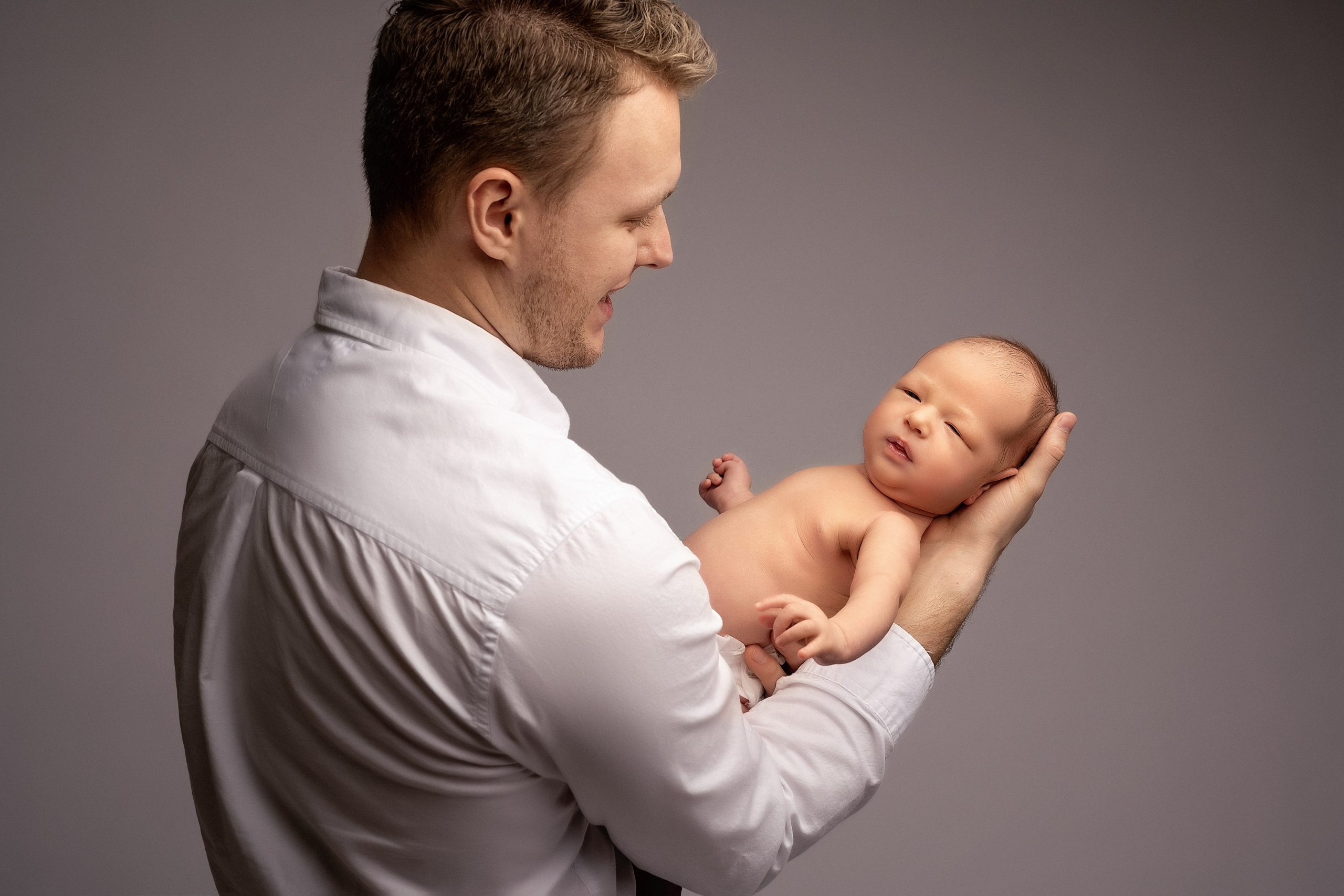 Karina, new born. Wedding & family photography in Seattle area. Helen Michelle photographer